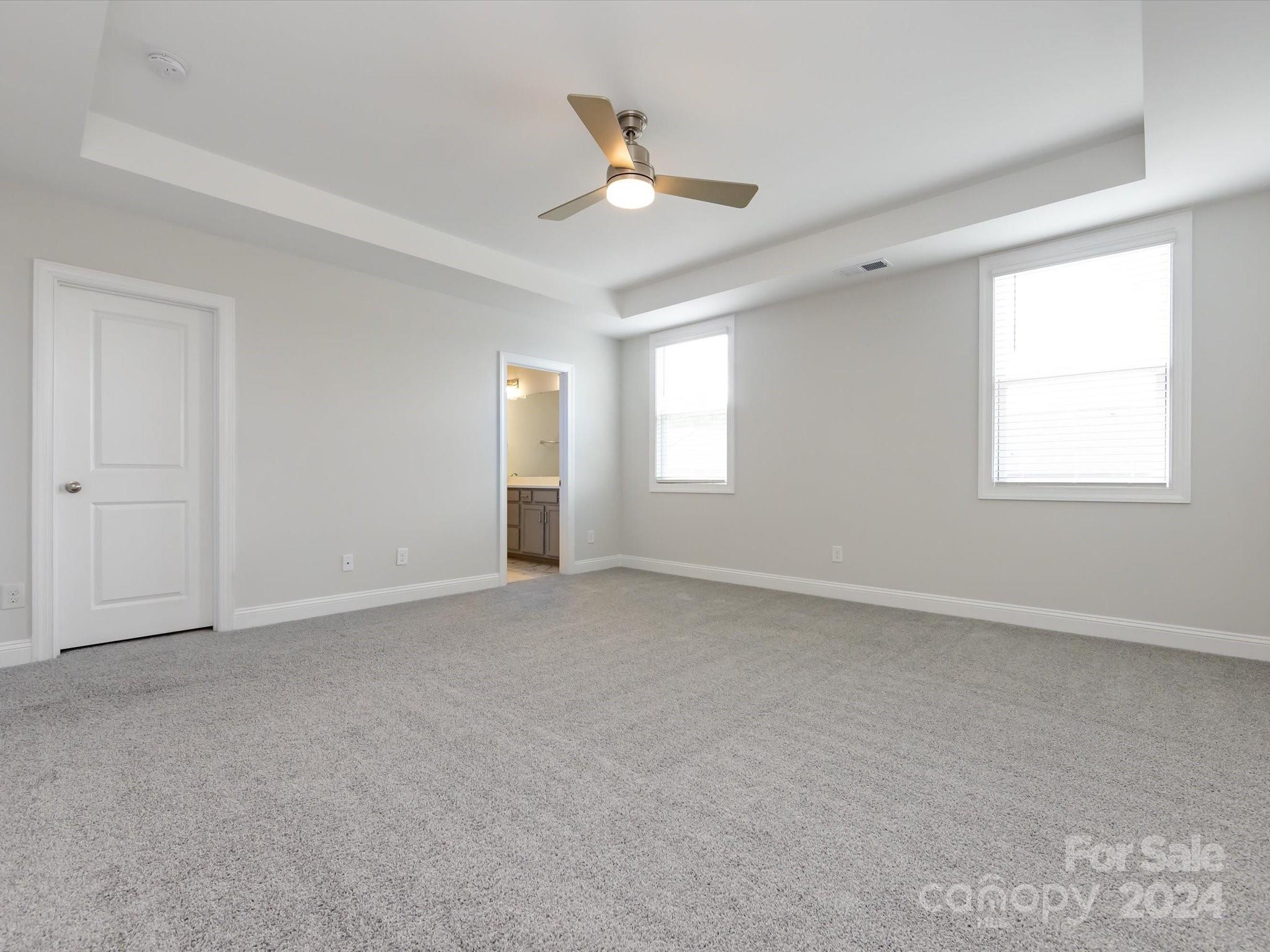 2642 Roseglen Lane