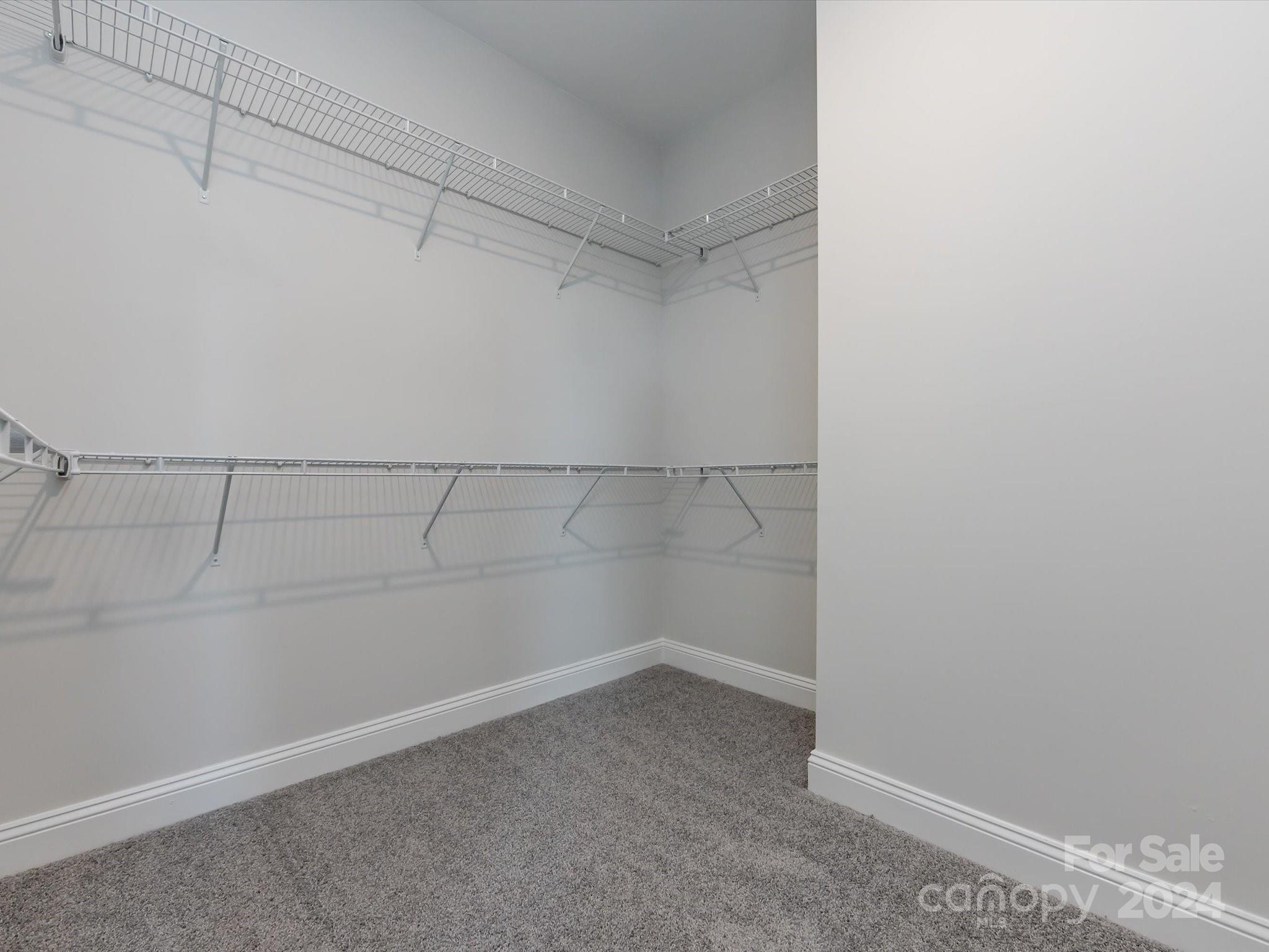 2642 Roseglen Lane