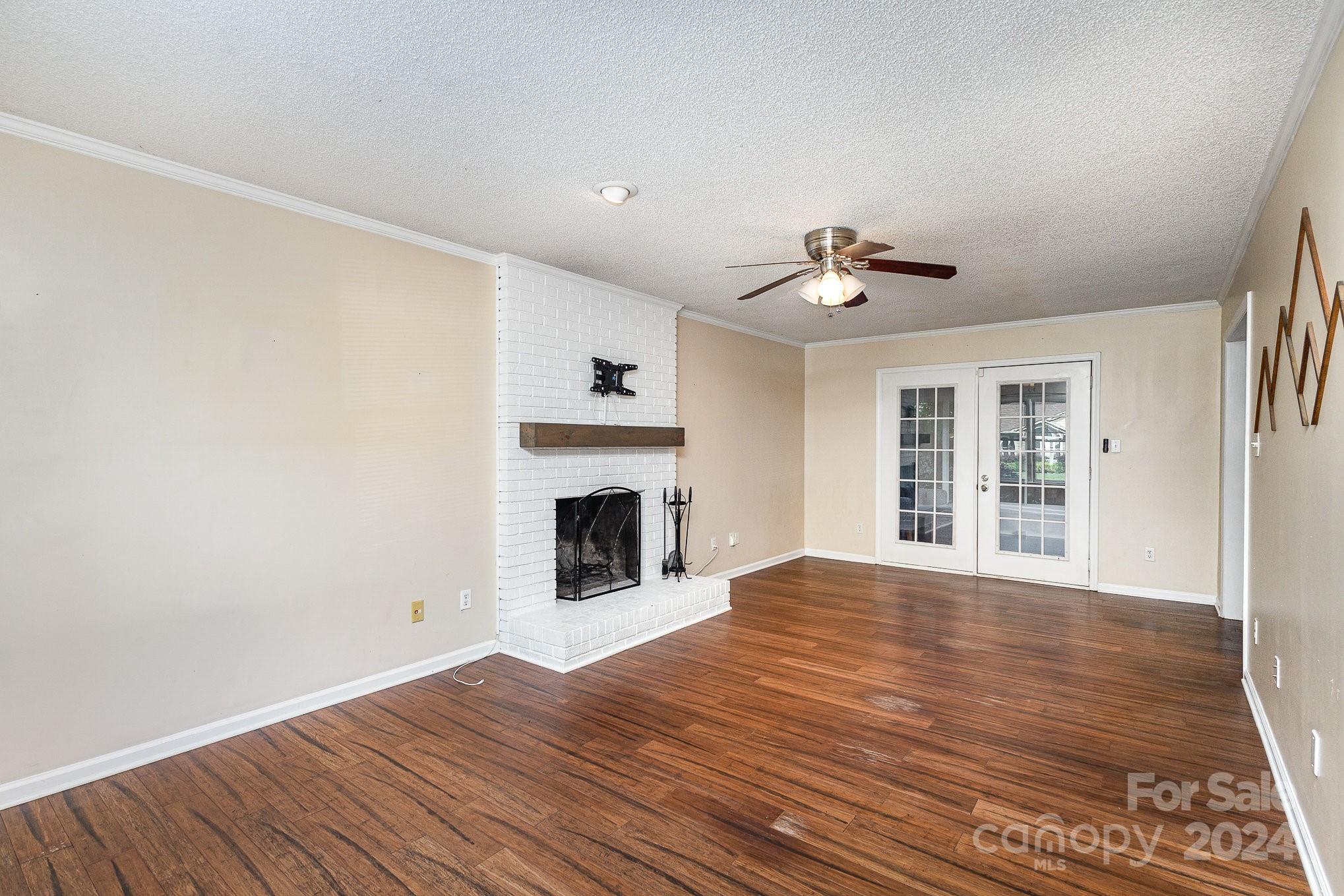 8624 Hornwood Court