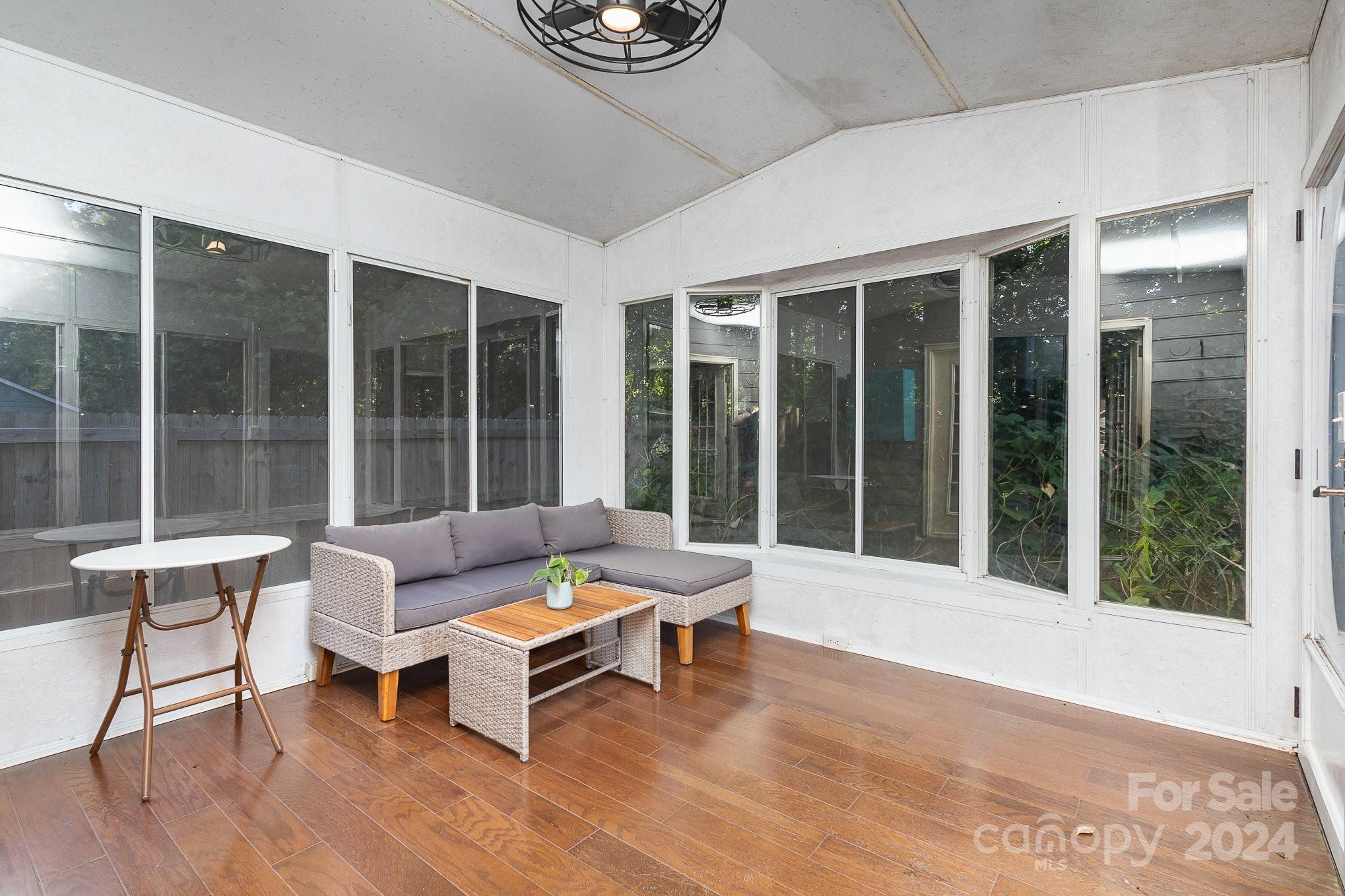 8624 Hornwood Court