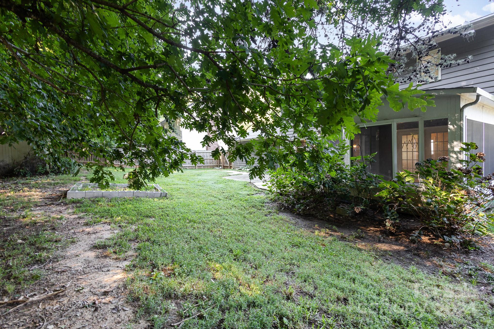 8624 Hornwood Court