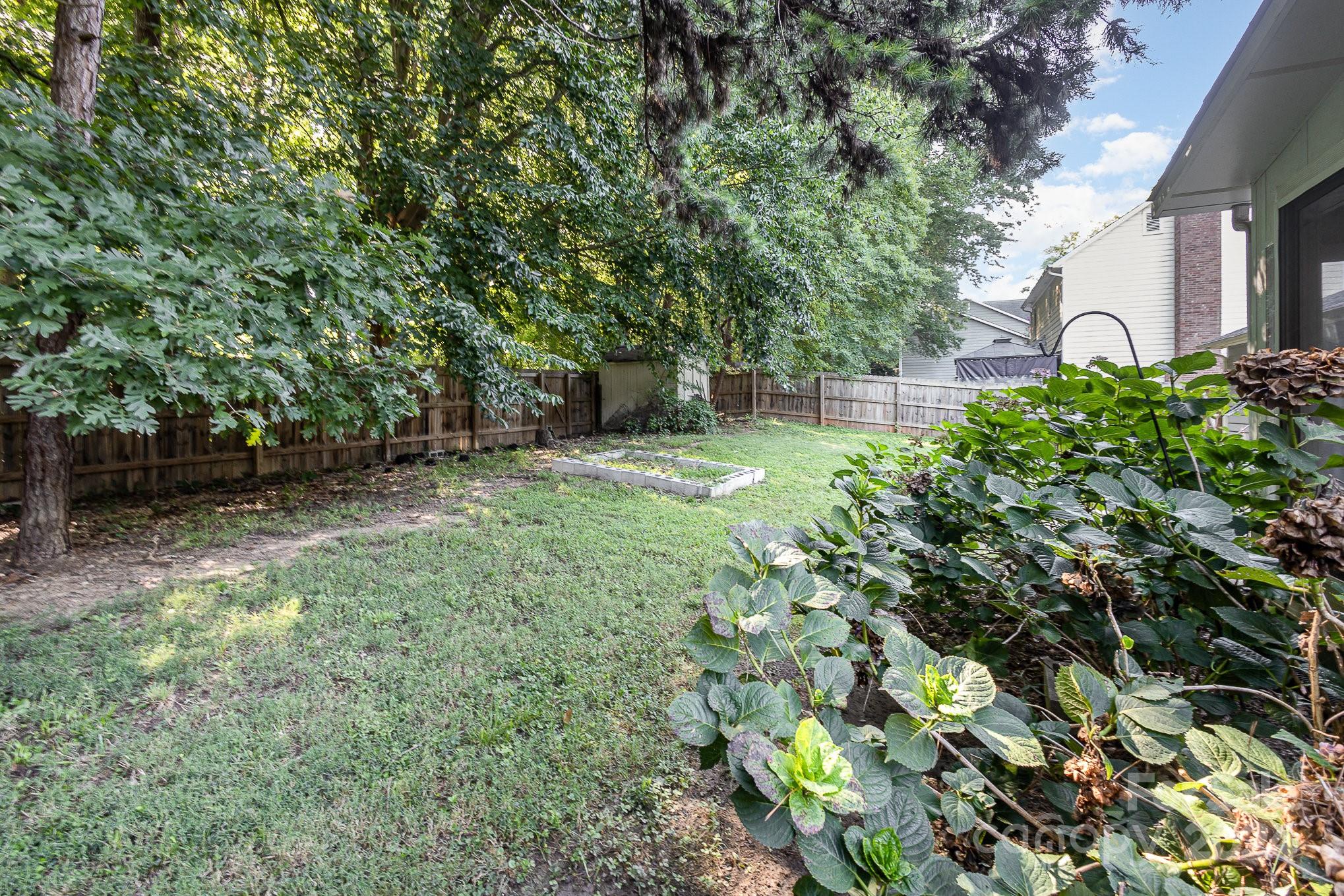 8624 Hornwood Court