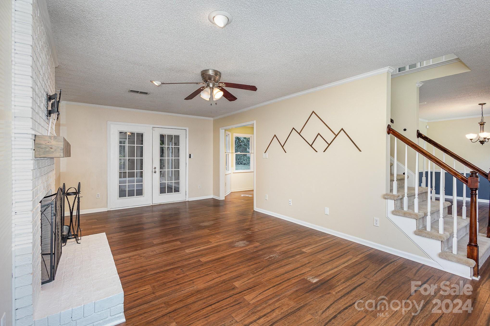 8624 Hornwood Court