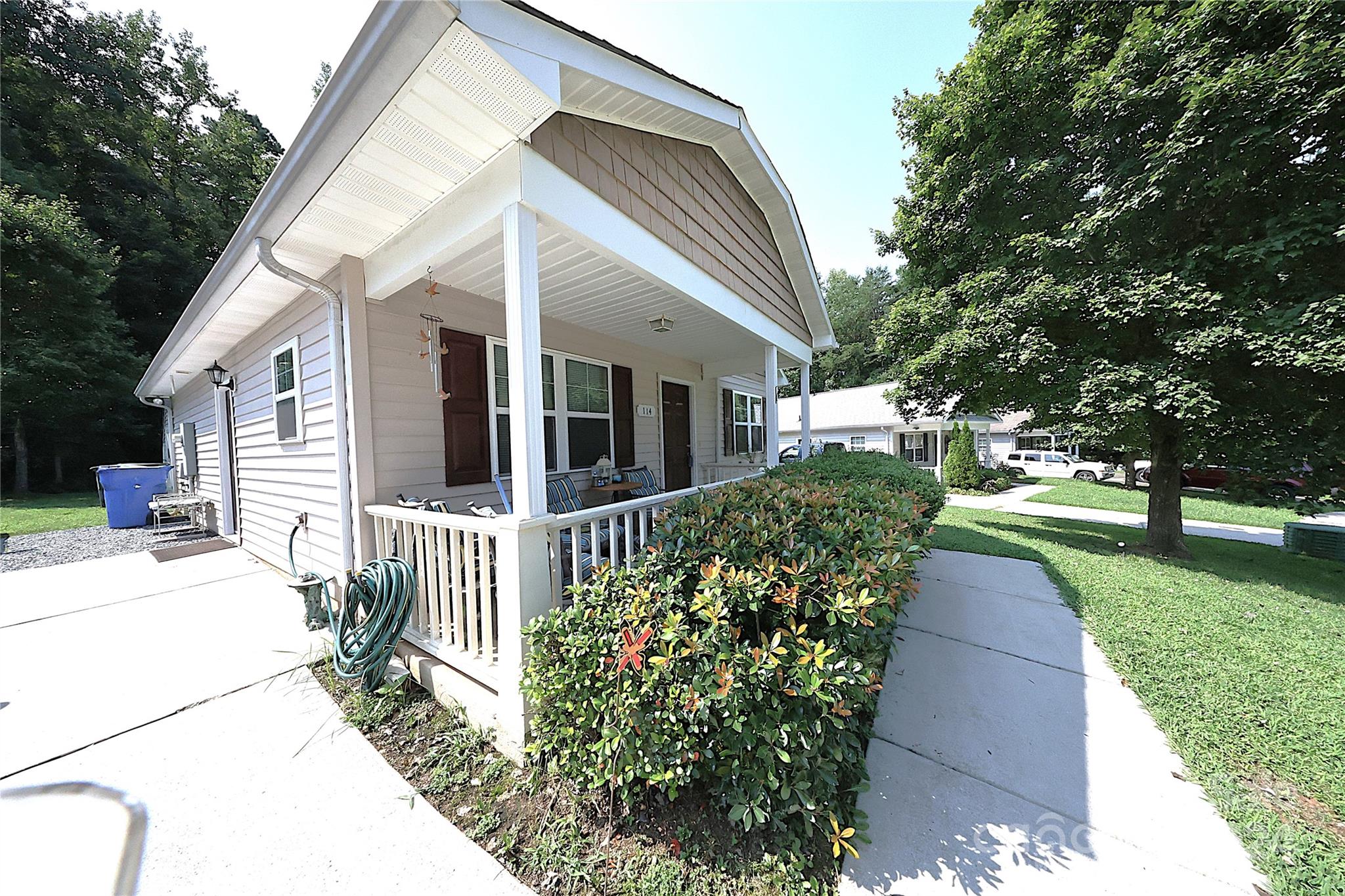 114 Leonard Street