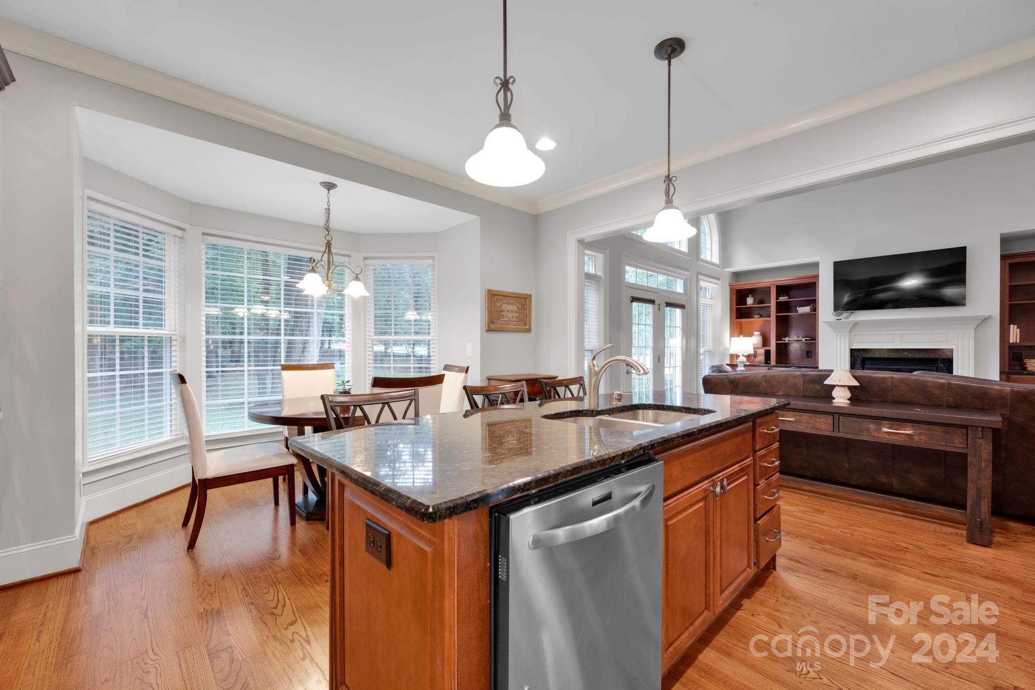 4660 Sawgrass Court