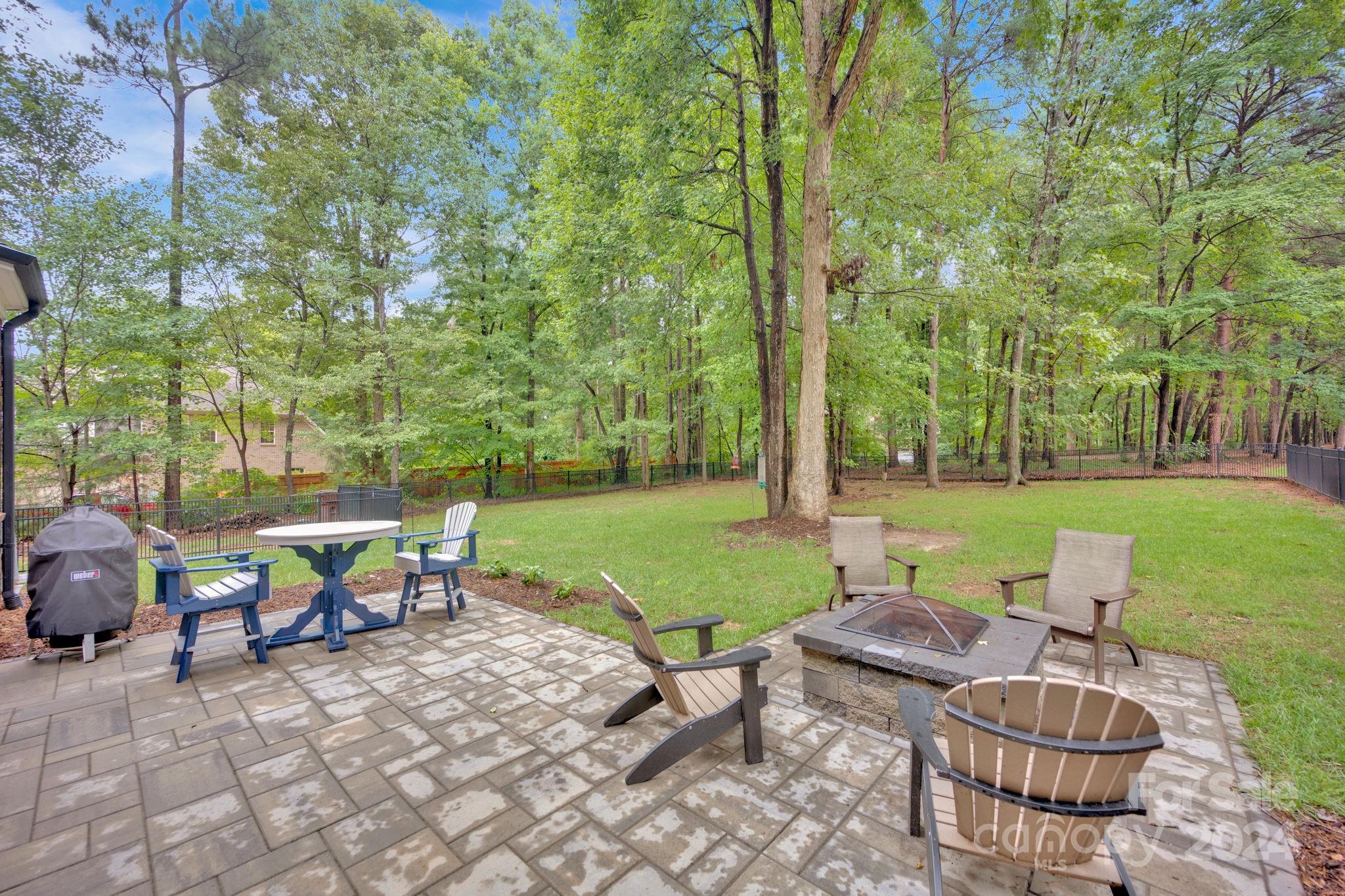 4660 Sawgrass Court