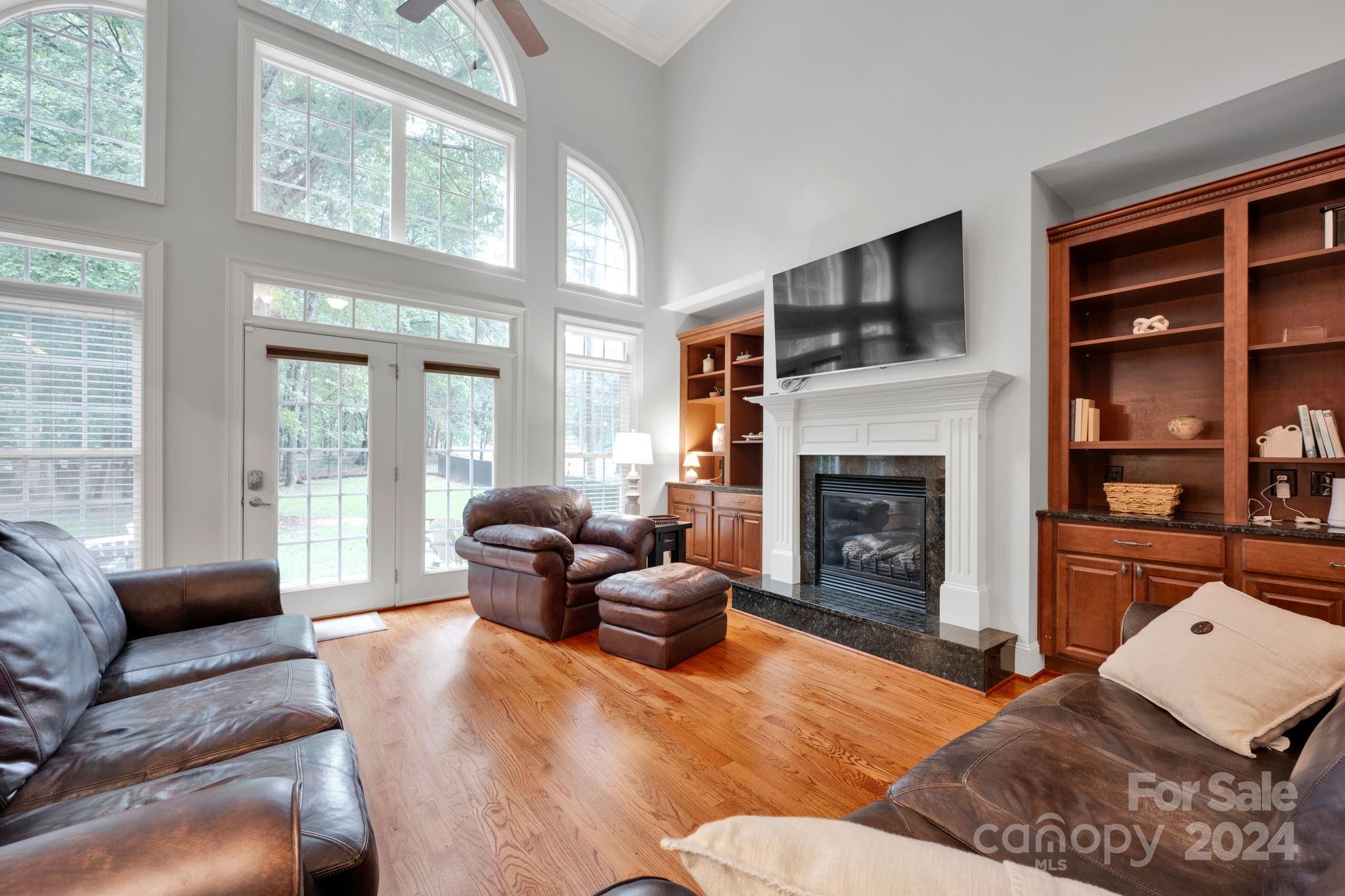 4660 Sawgrass Court