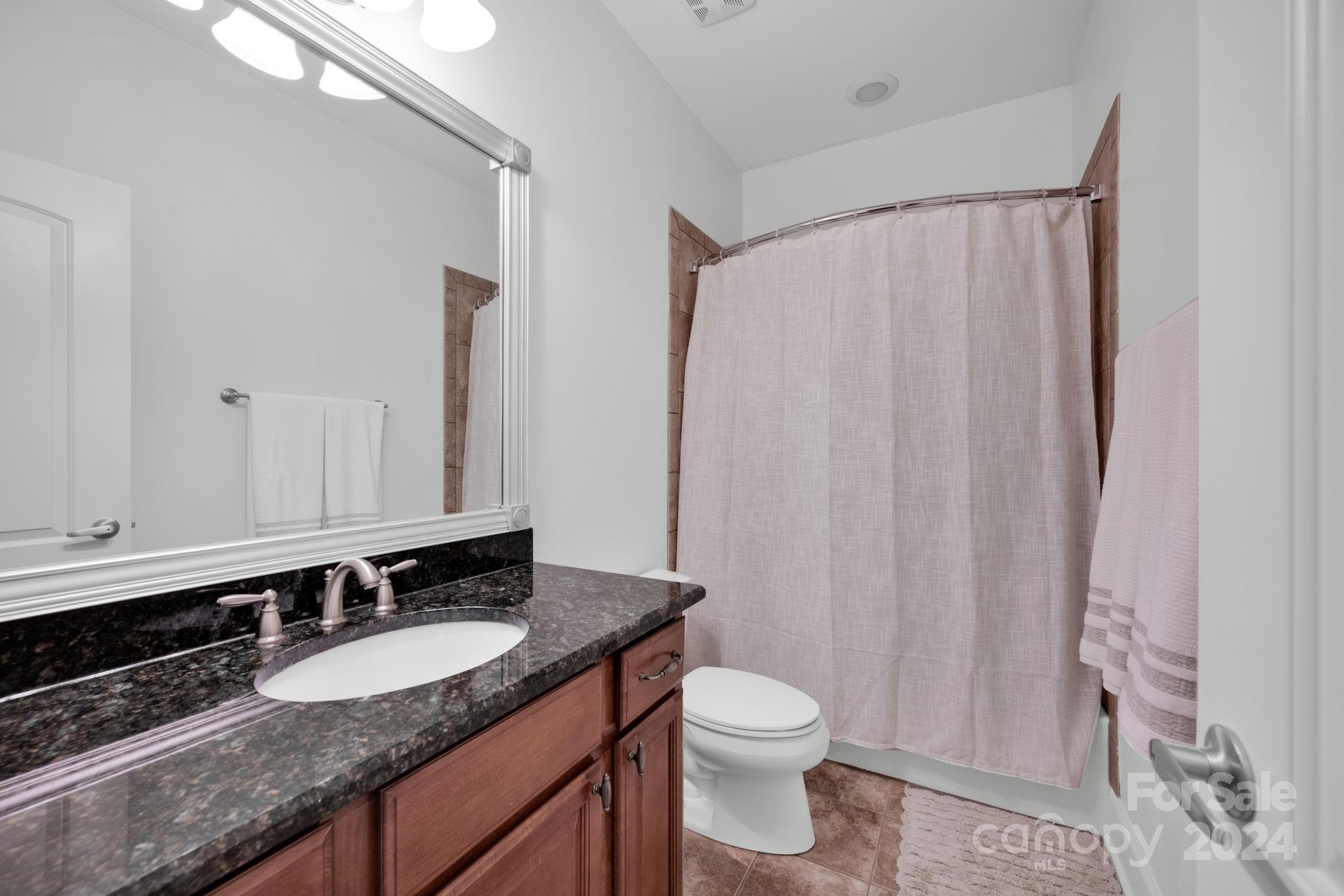 4660 Sawgrass Court