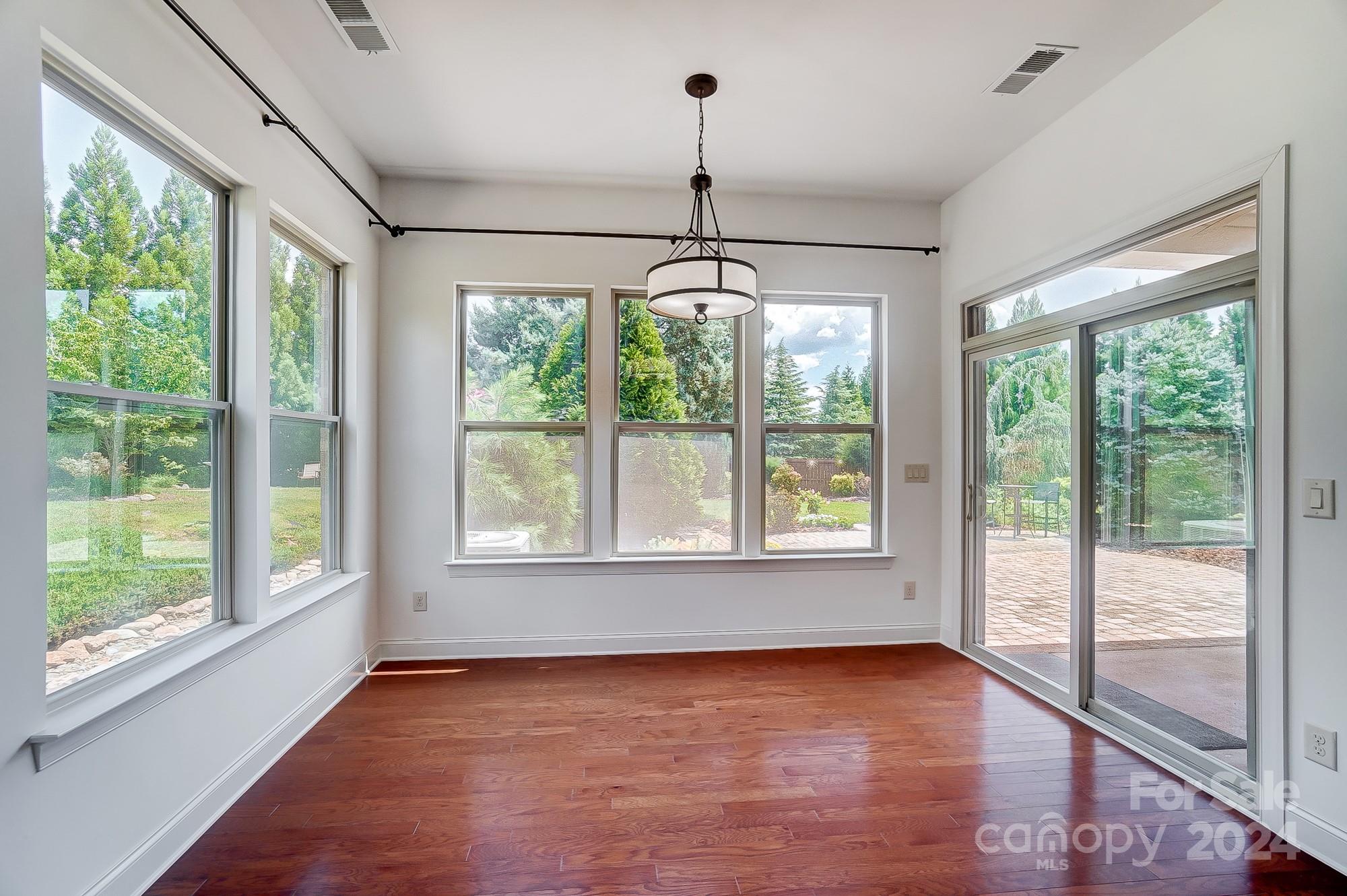 3008 Biltmore Drive