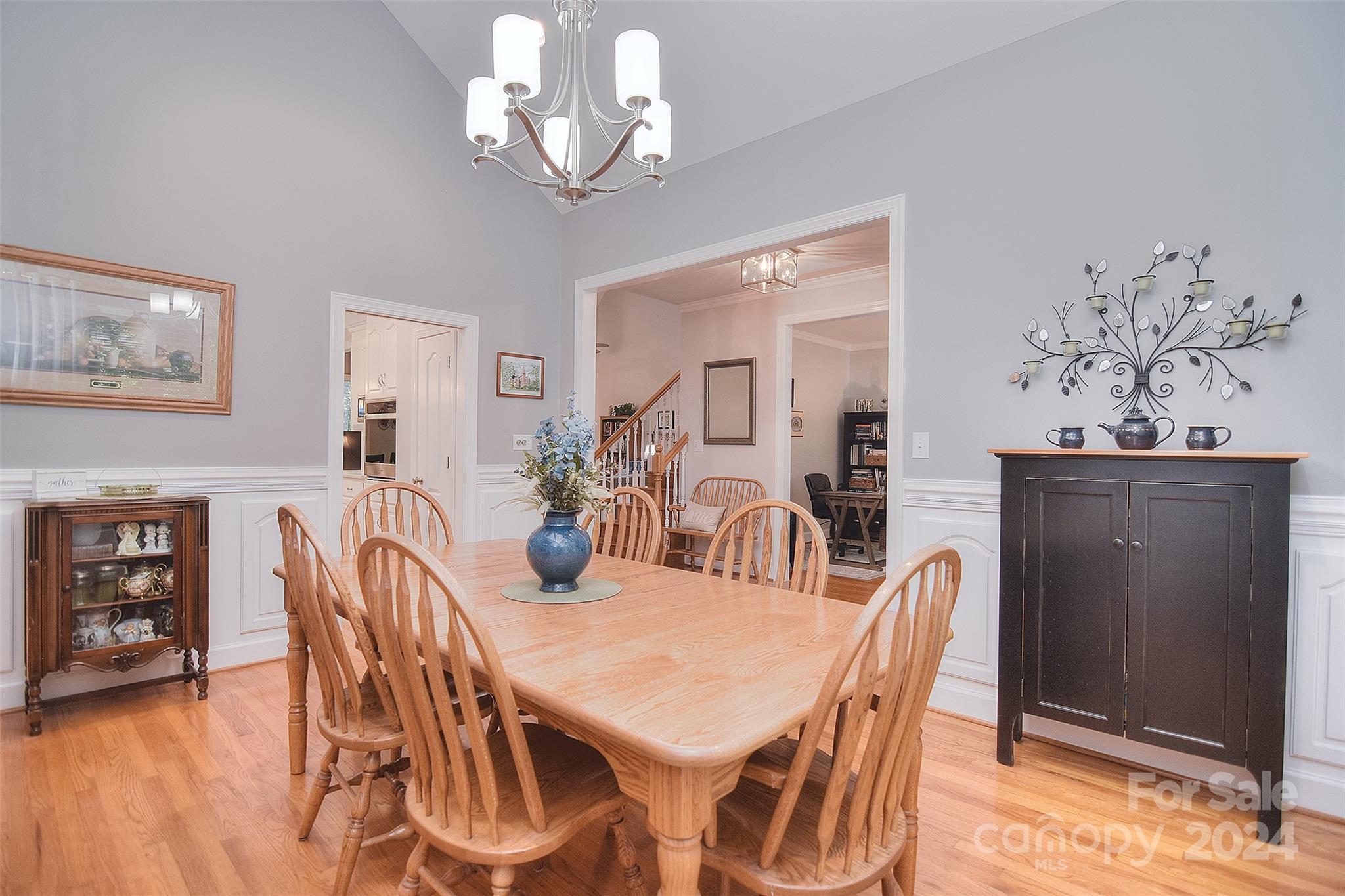 625 Southwinds Court