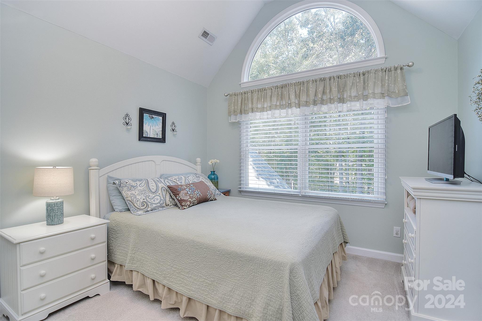 625 Southwinds Court