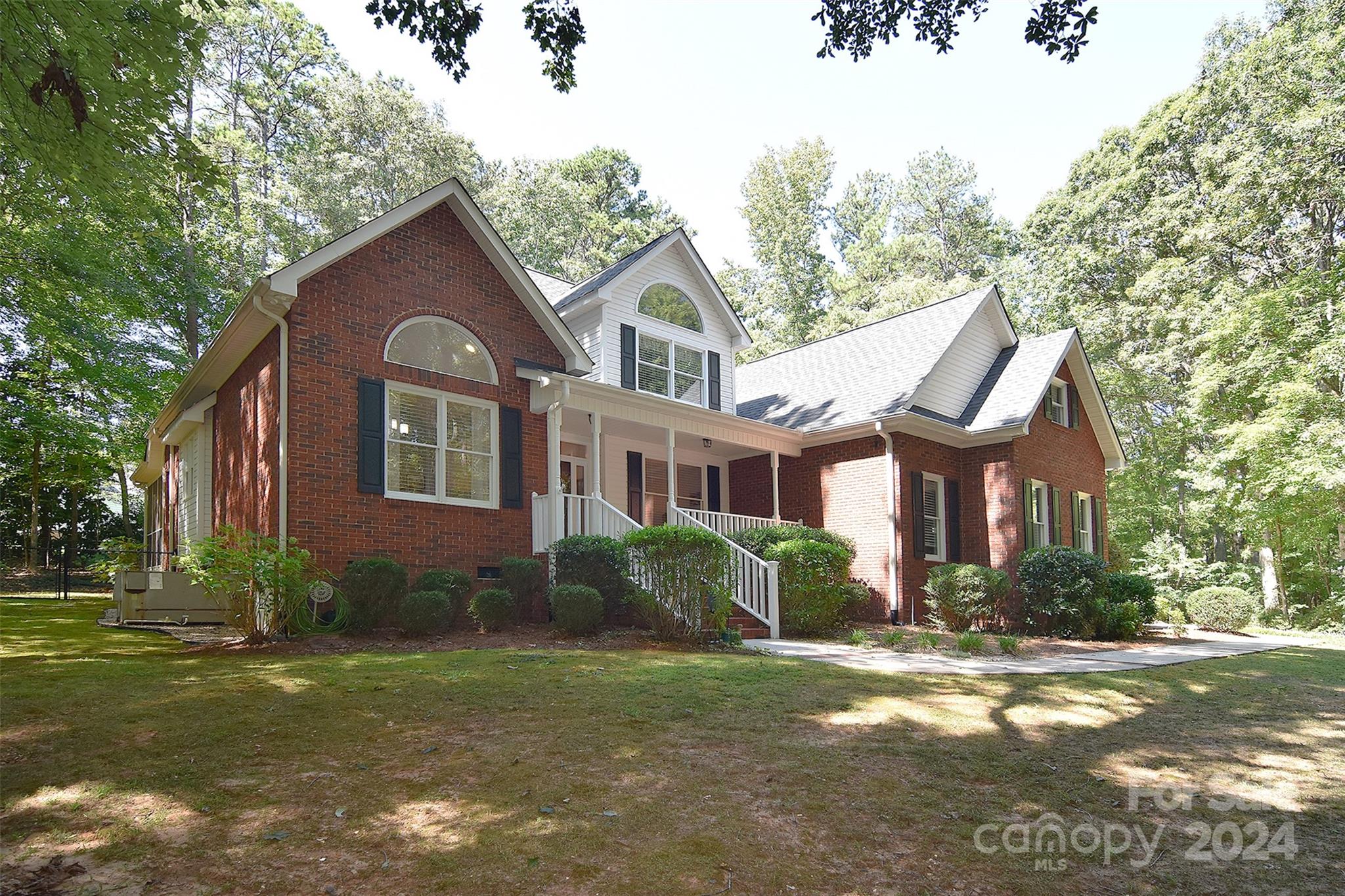 625 Southwinds Court