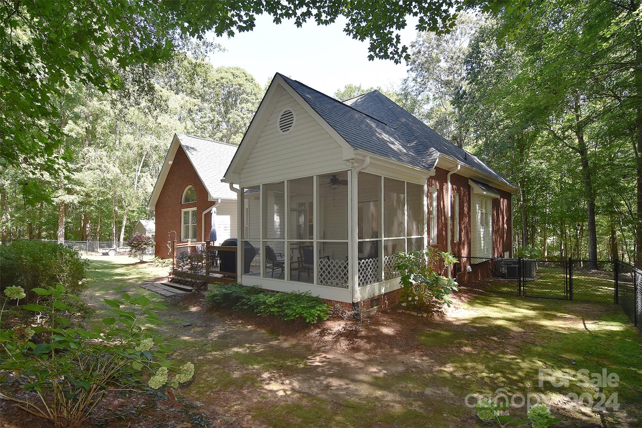 625 Southwinds Court