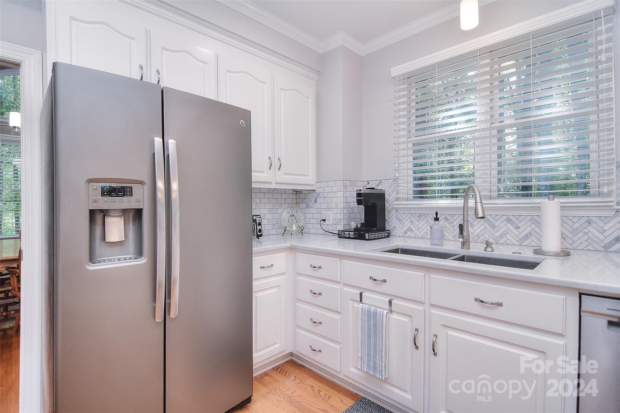 625 Southwinds Court