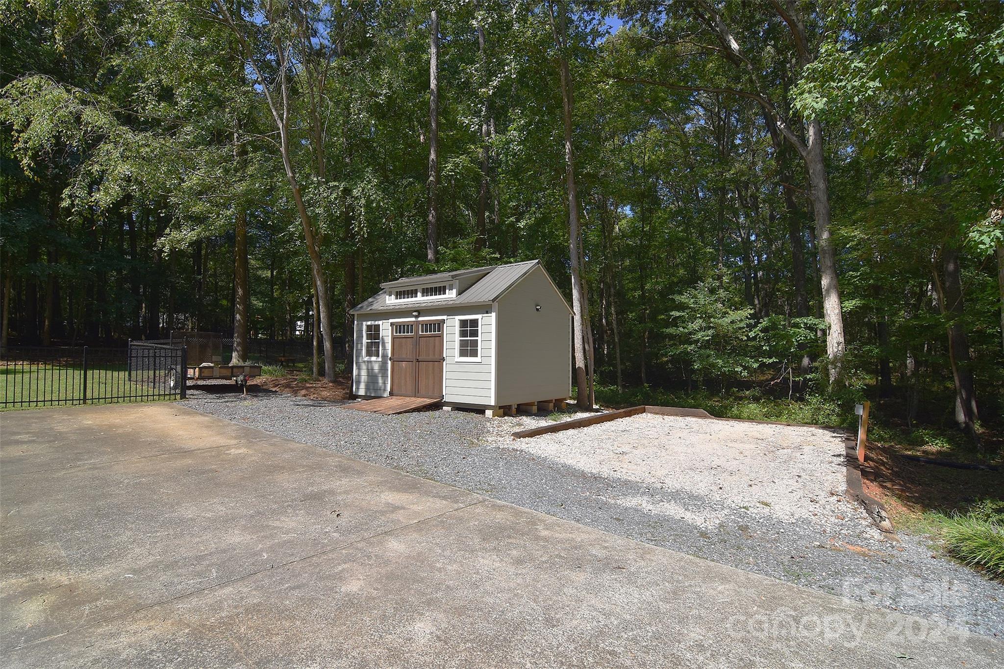 625 Southwinds Court