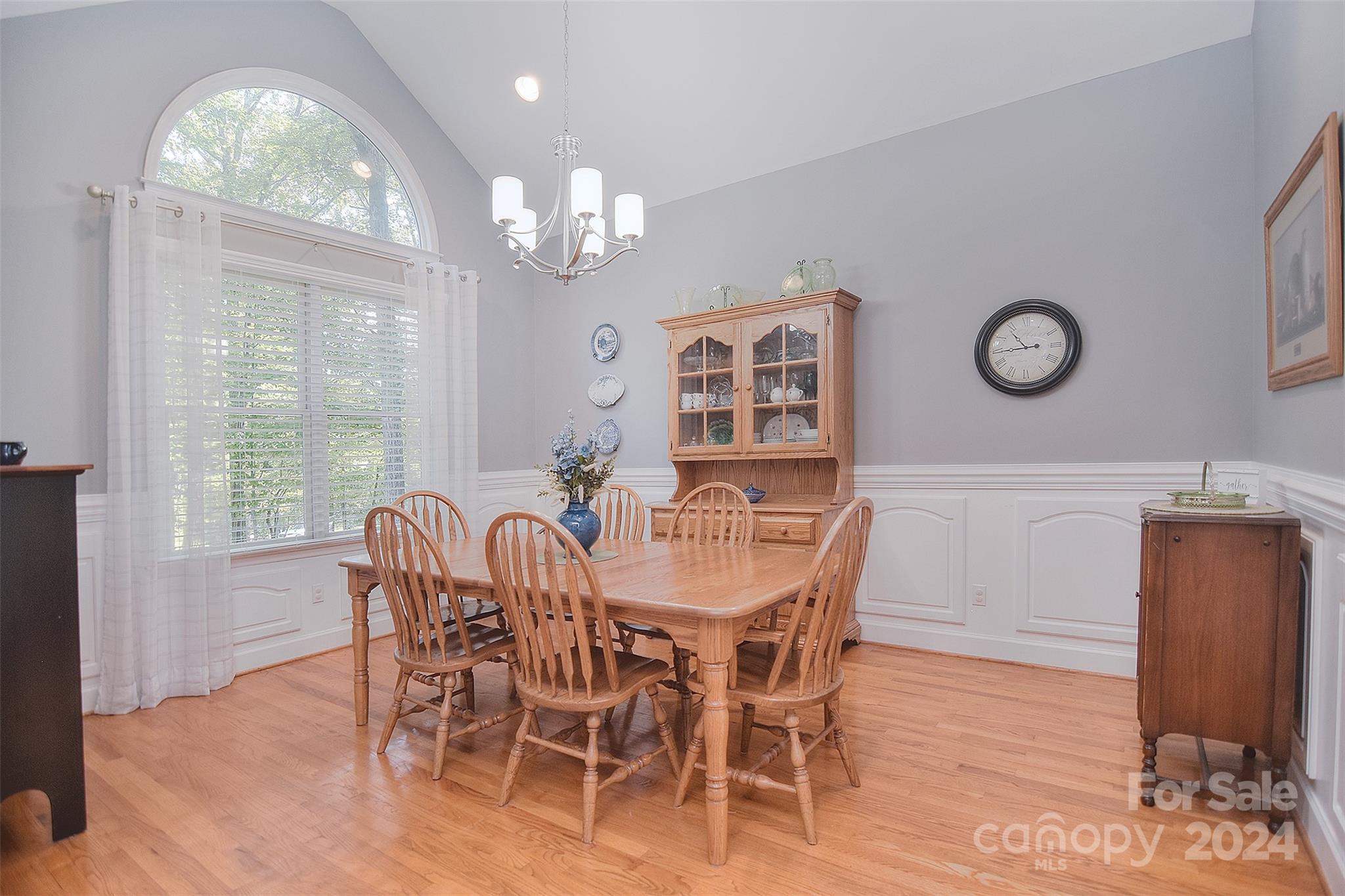 625 Southwinds Court