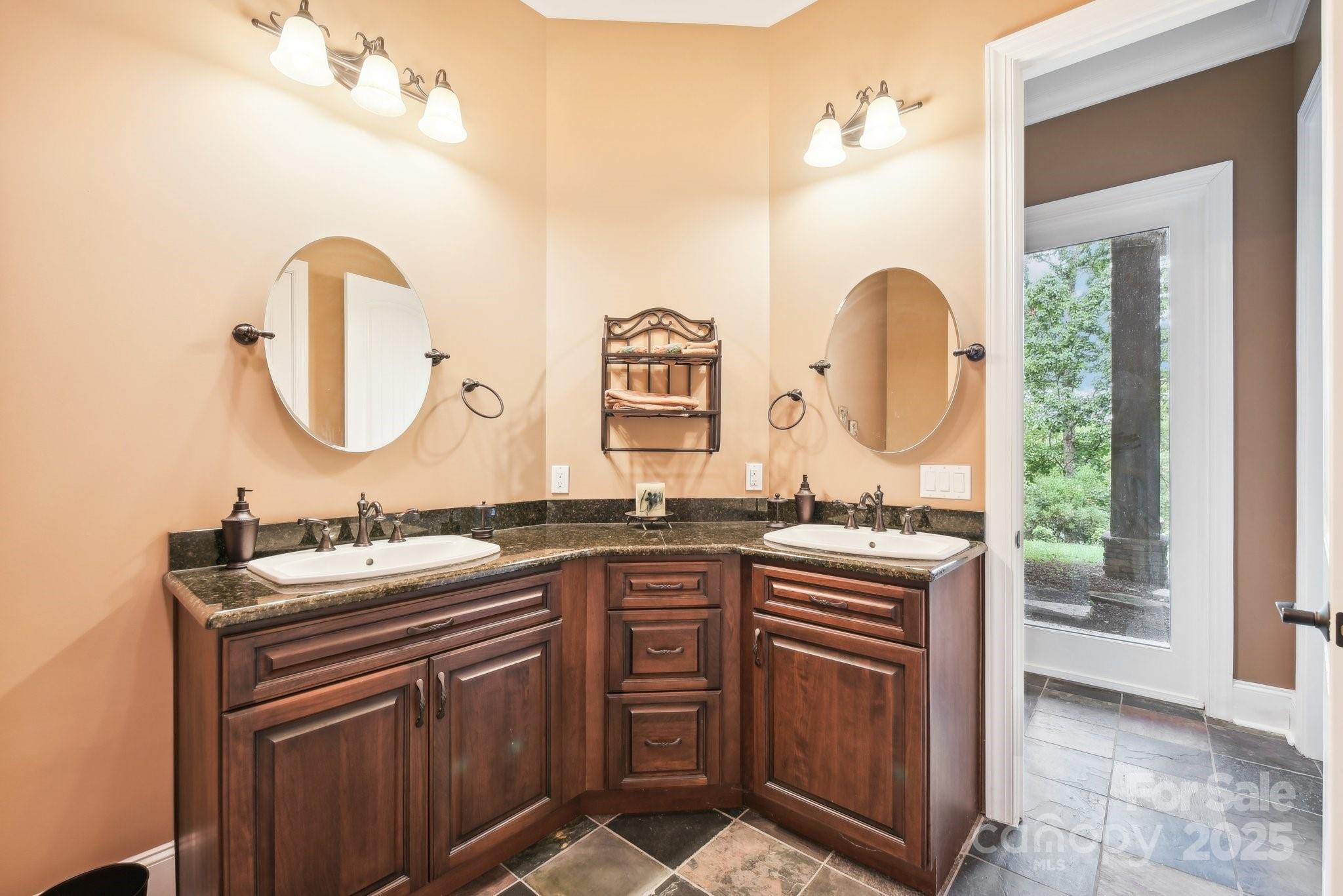 1430 Rocky Cove Lane