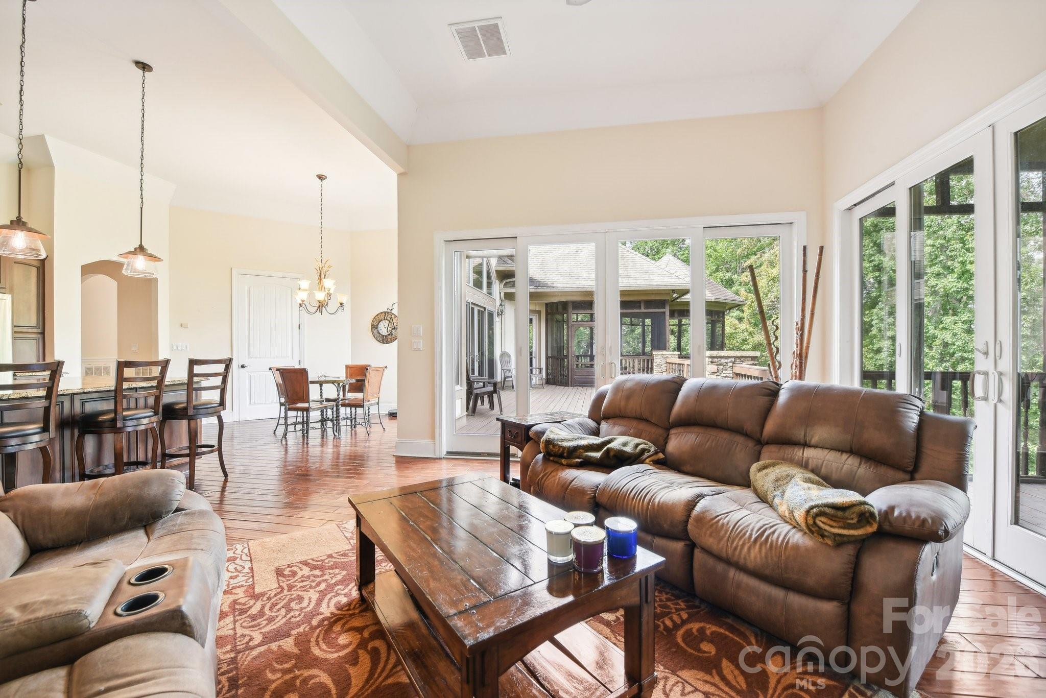 1430 Rocky Cove Lane