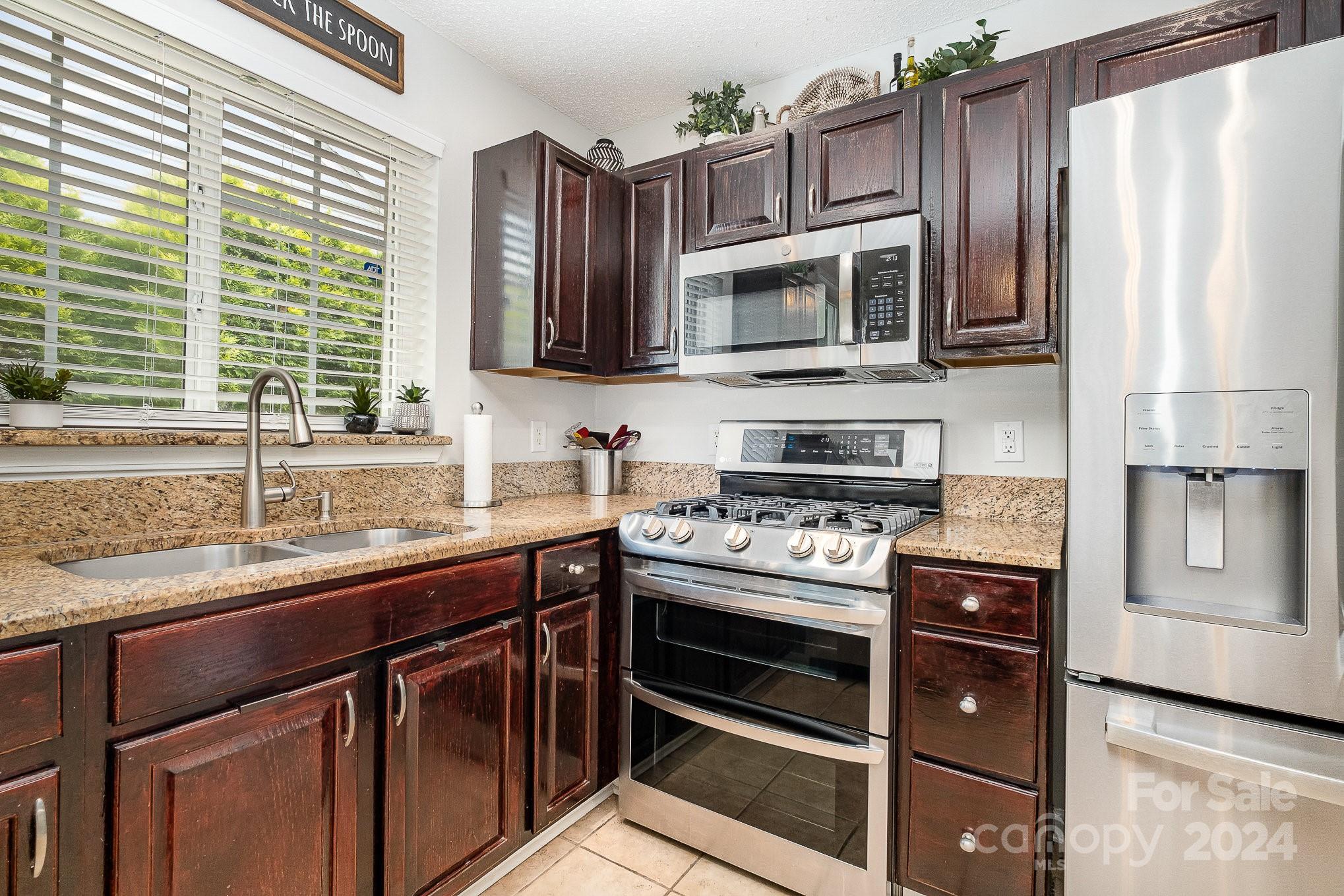 8814 Meadowmont View Drive