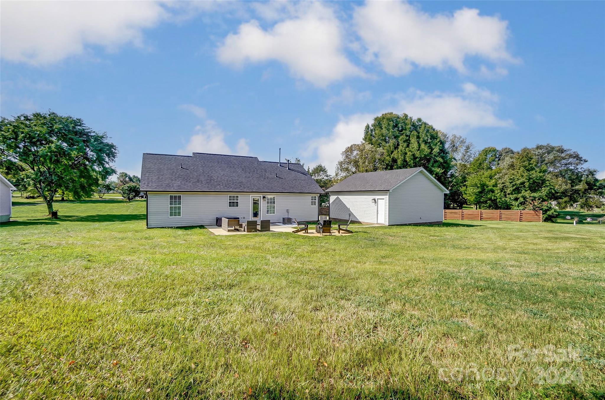 426 Cottonwood Circle