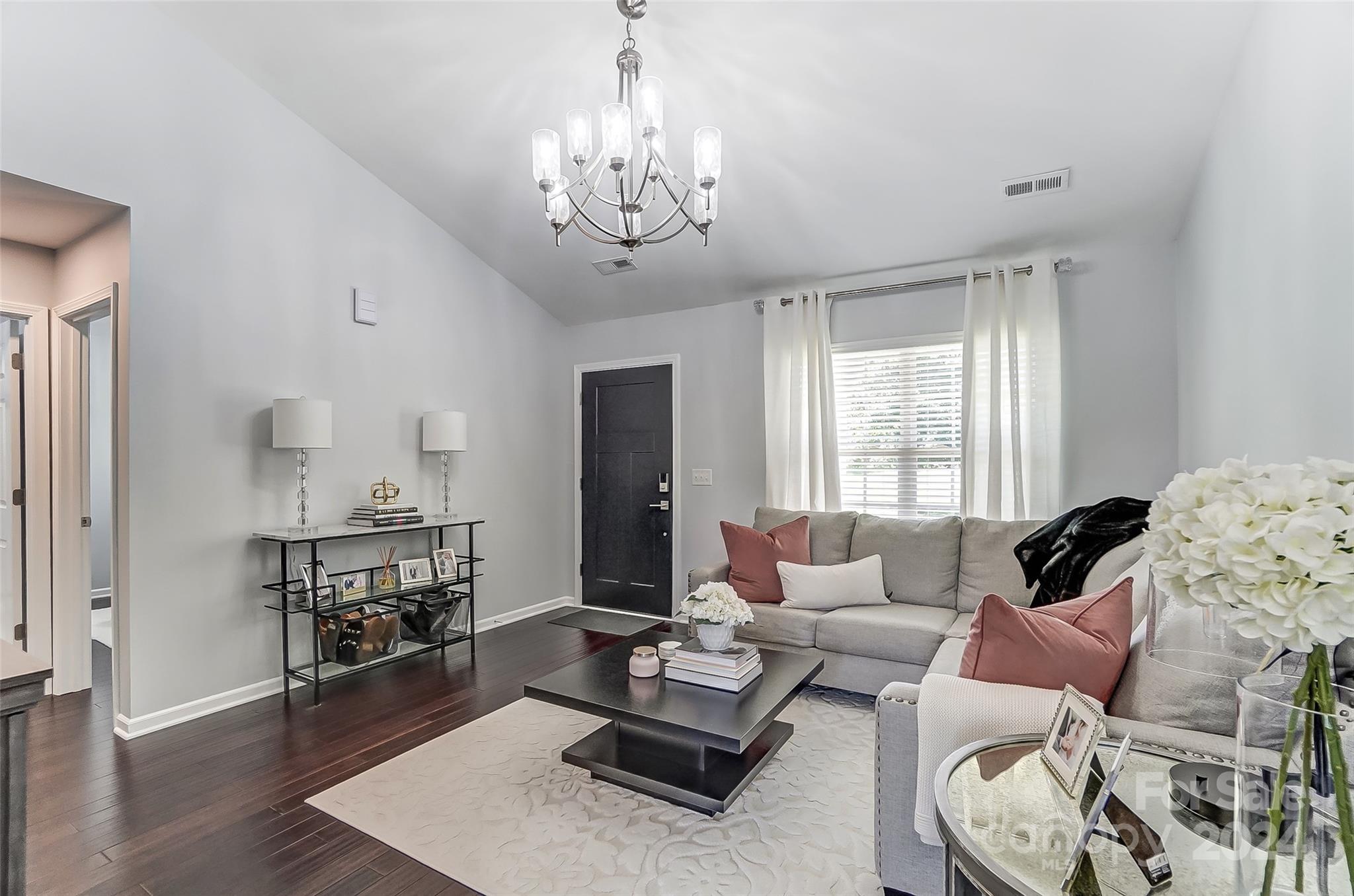 426 Cottonwood Circle