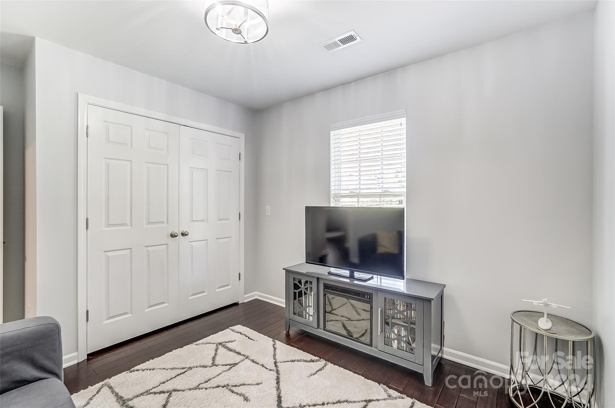 426 Cottonwood Circle