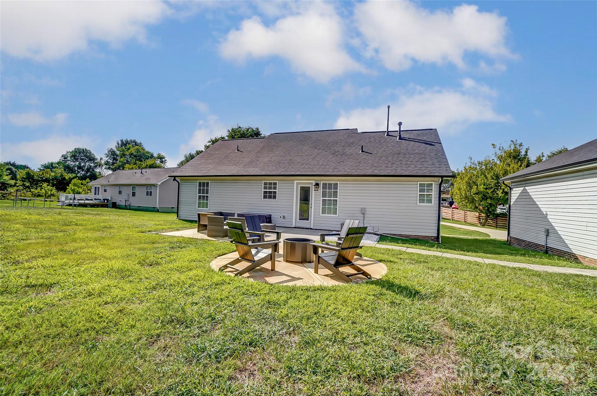 426 Cottonwood Circle