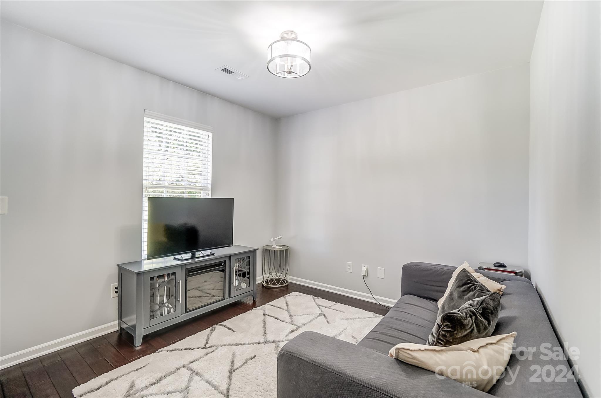 426 Cottonwood Circle