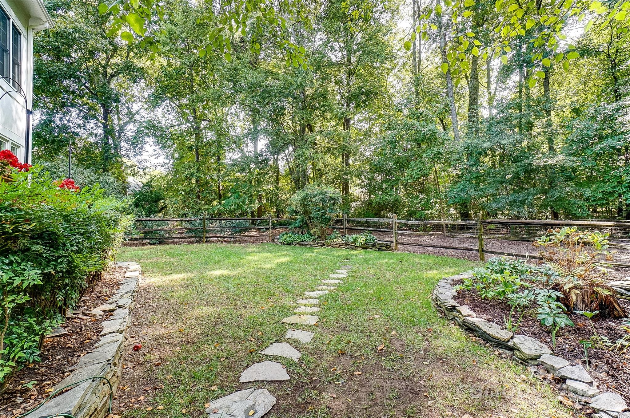 8505 Arley Hall Court