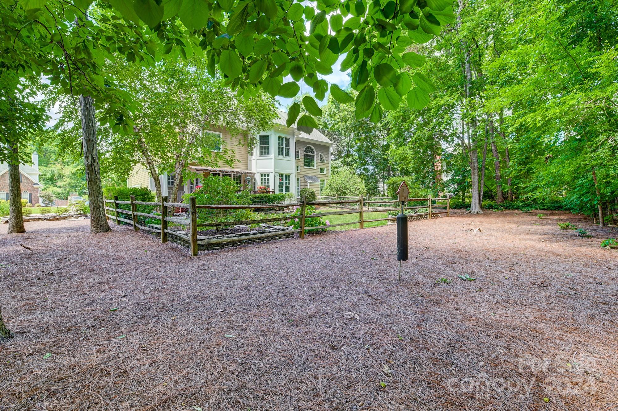 8505 Arley Hall Court