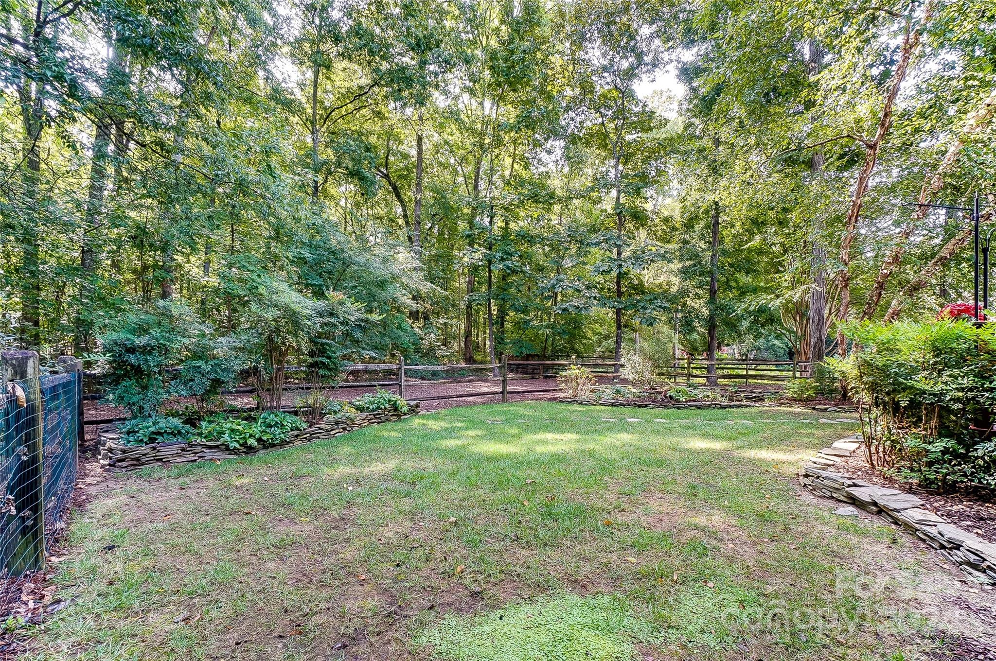 8505 Arley Hall Court