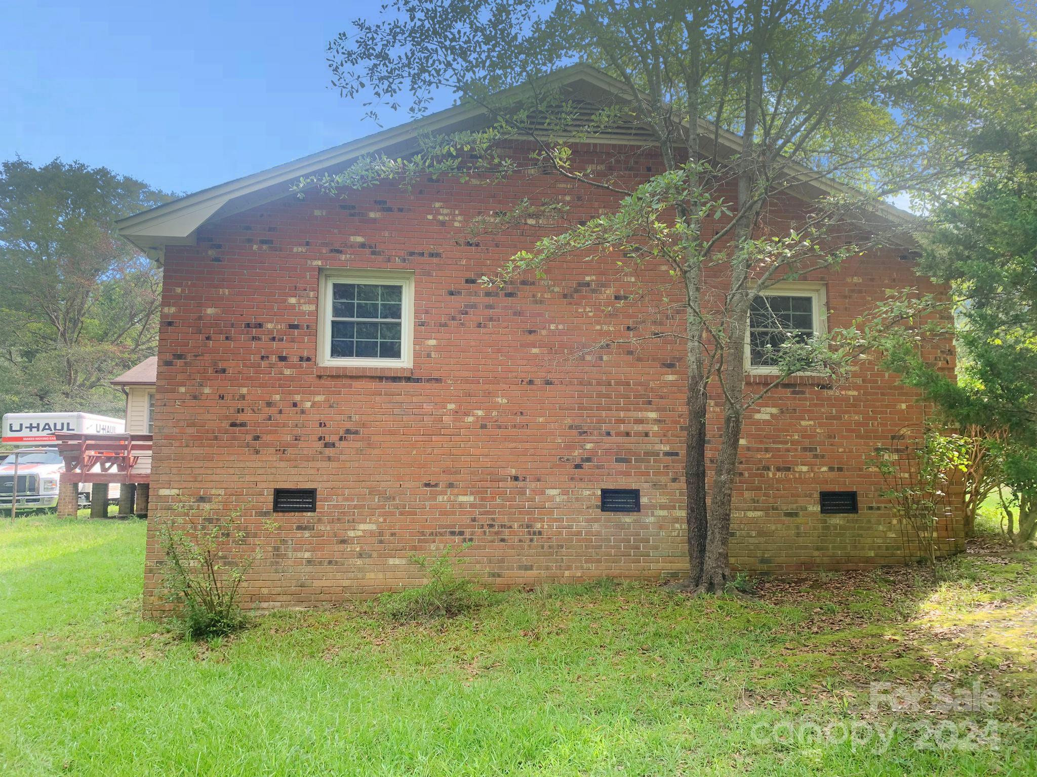 211 Ole Simpson Place