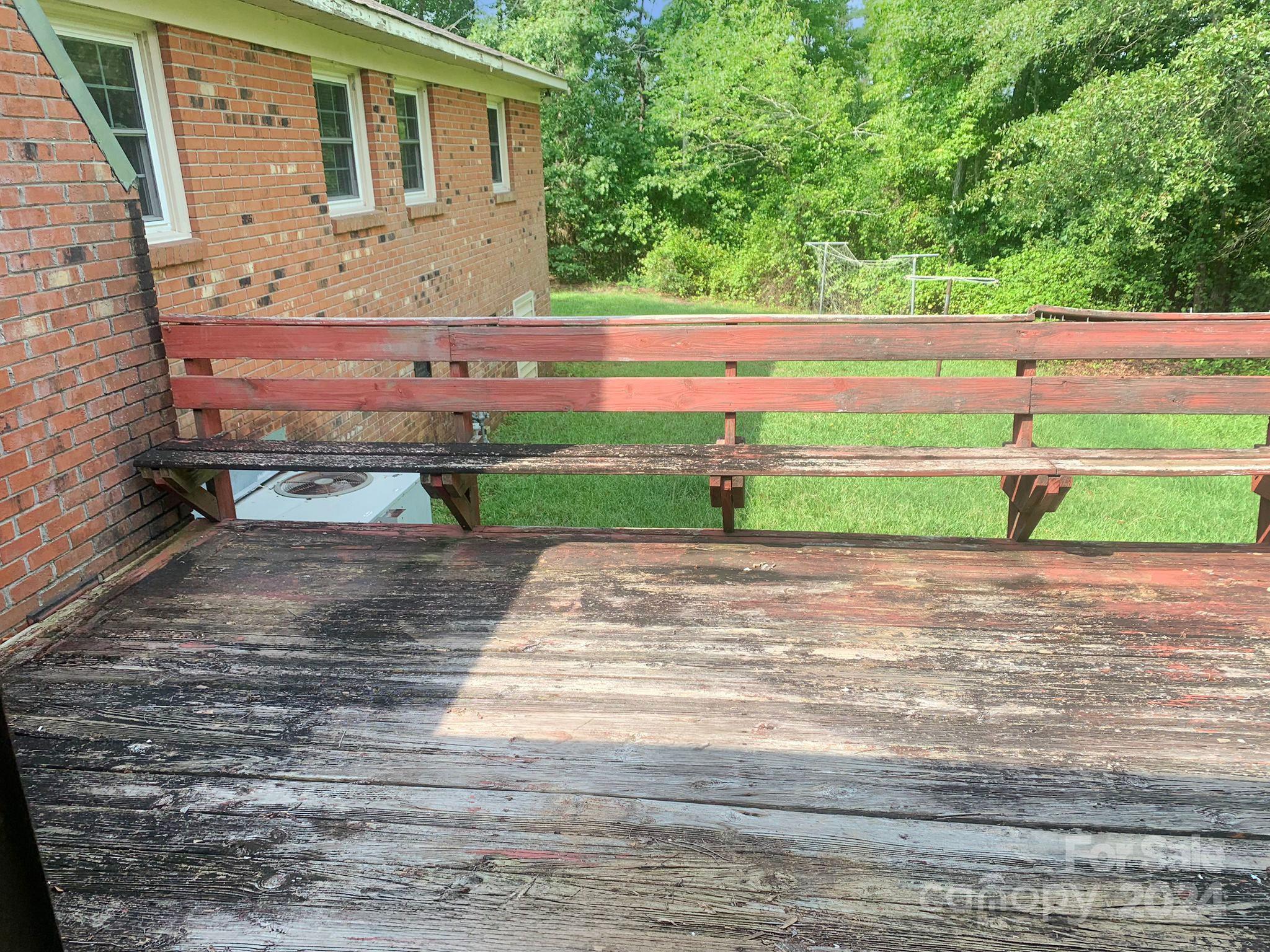 211 Ole Simpson Place