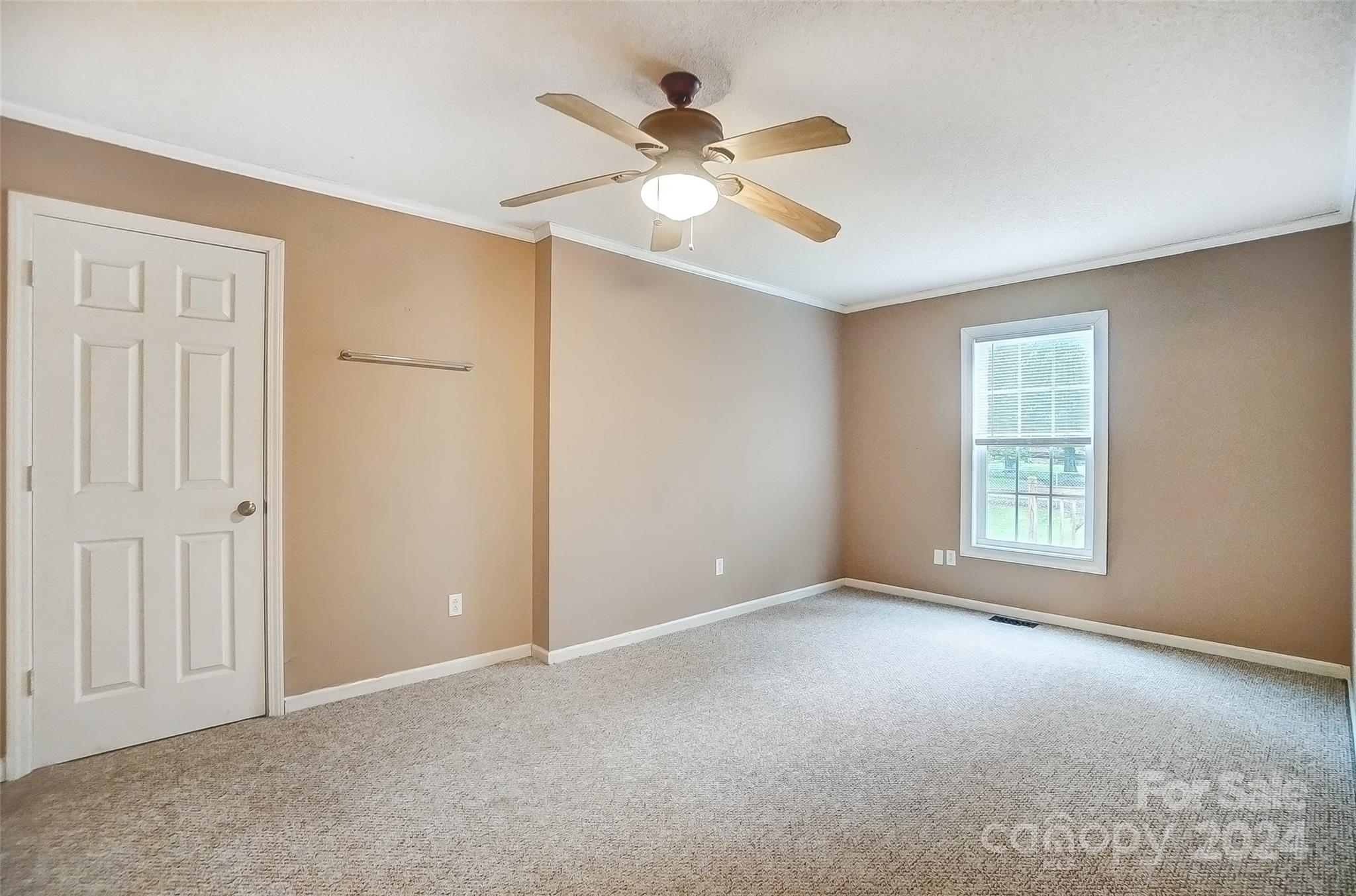 106 Hunter Court