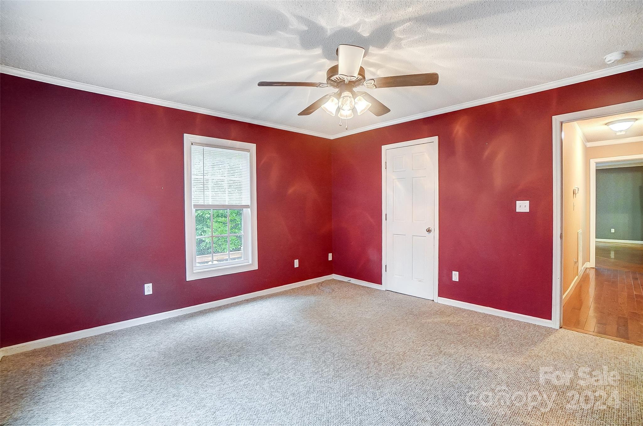 106 Hunter Court