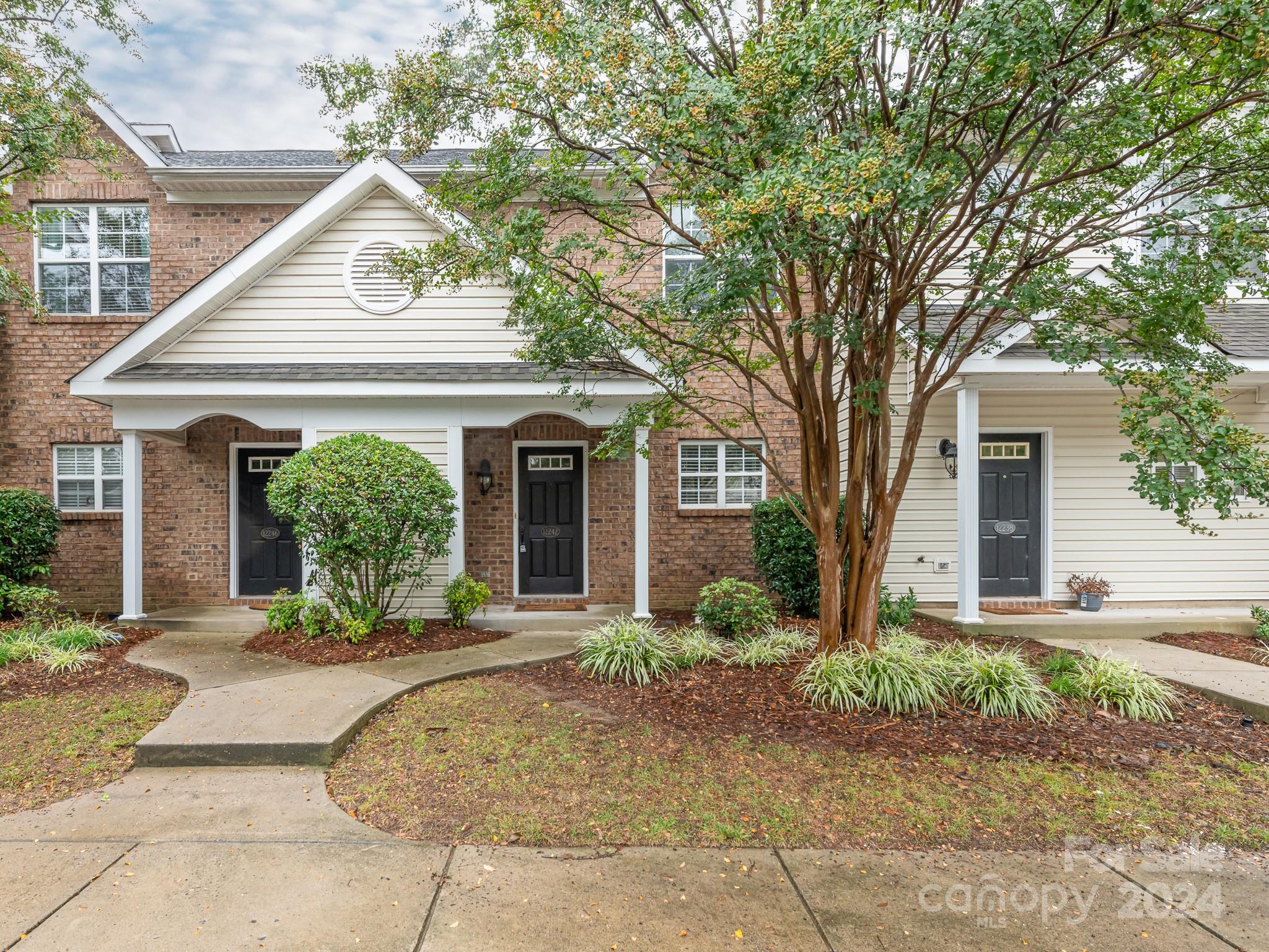 12242 Savannah Garden Drive