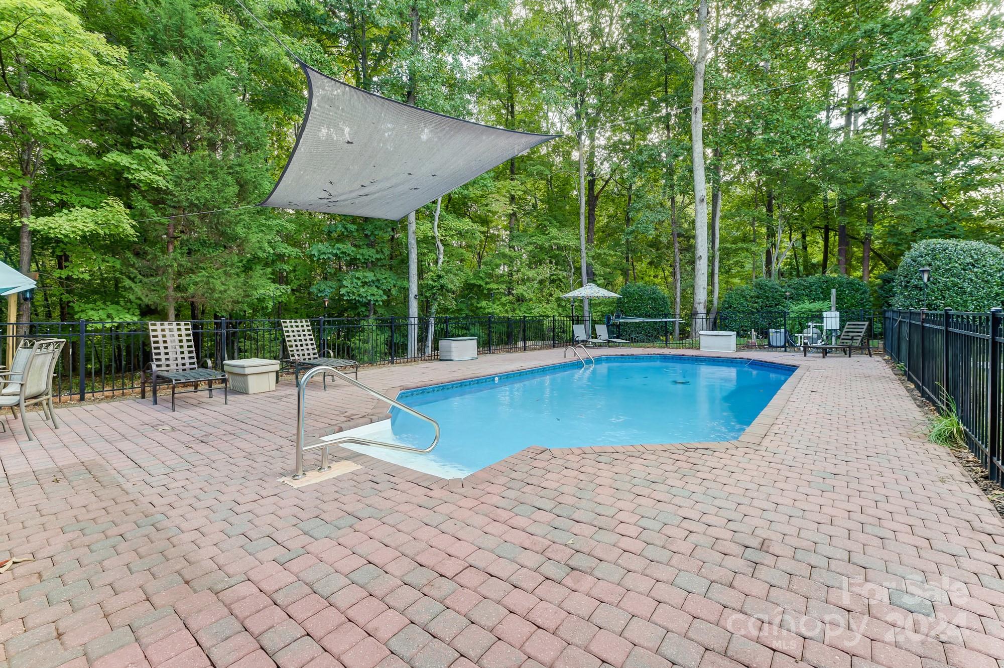 1006 Patricians Lane