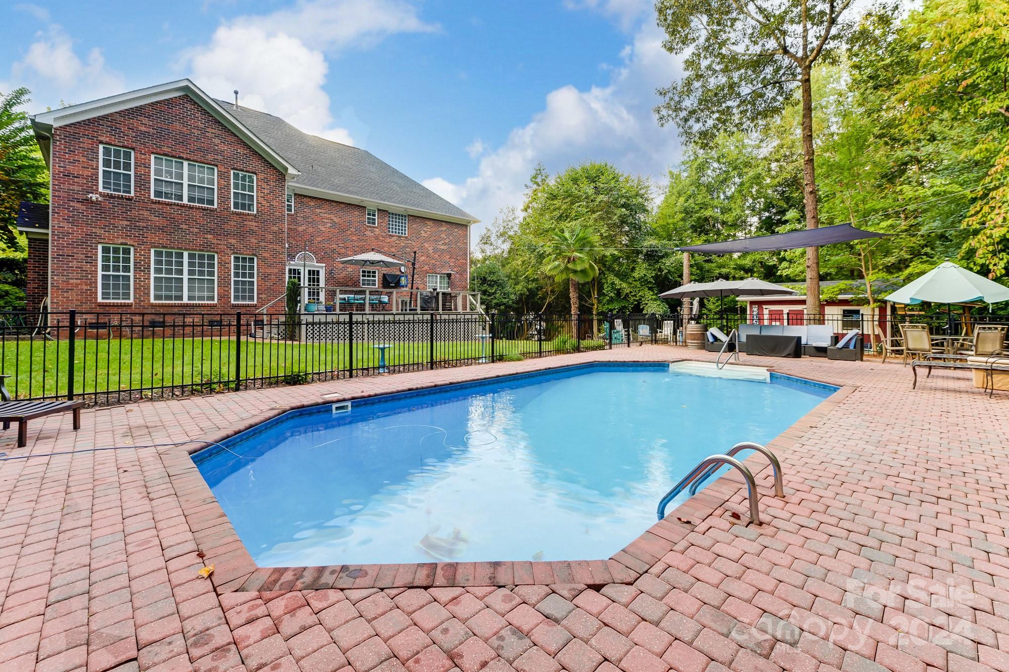 1006 Patricians Lane