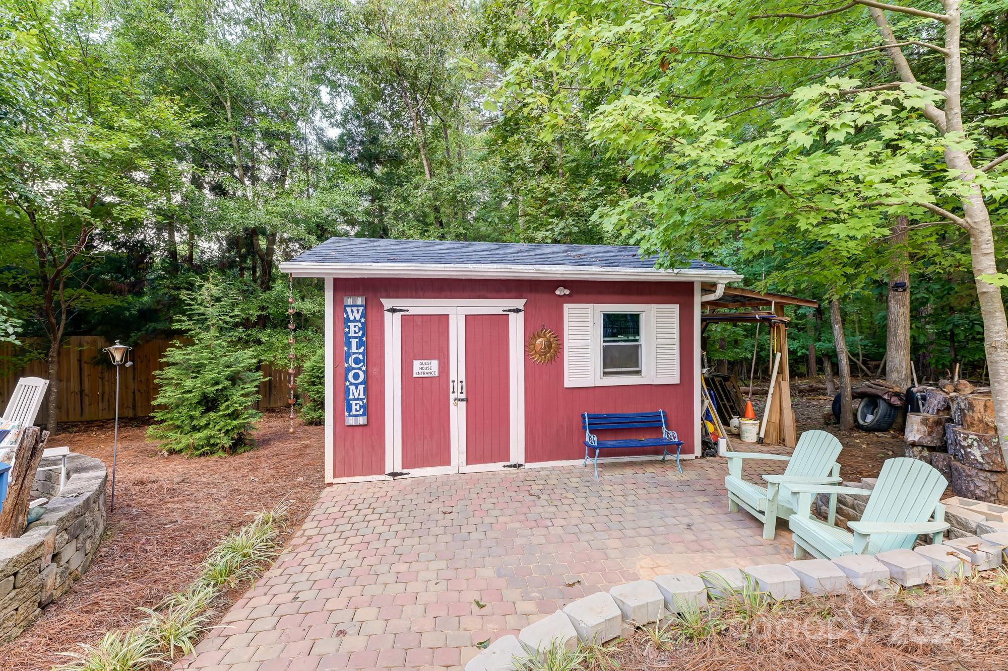1006 Patricians Lane