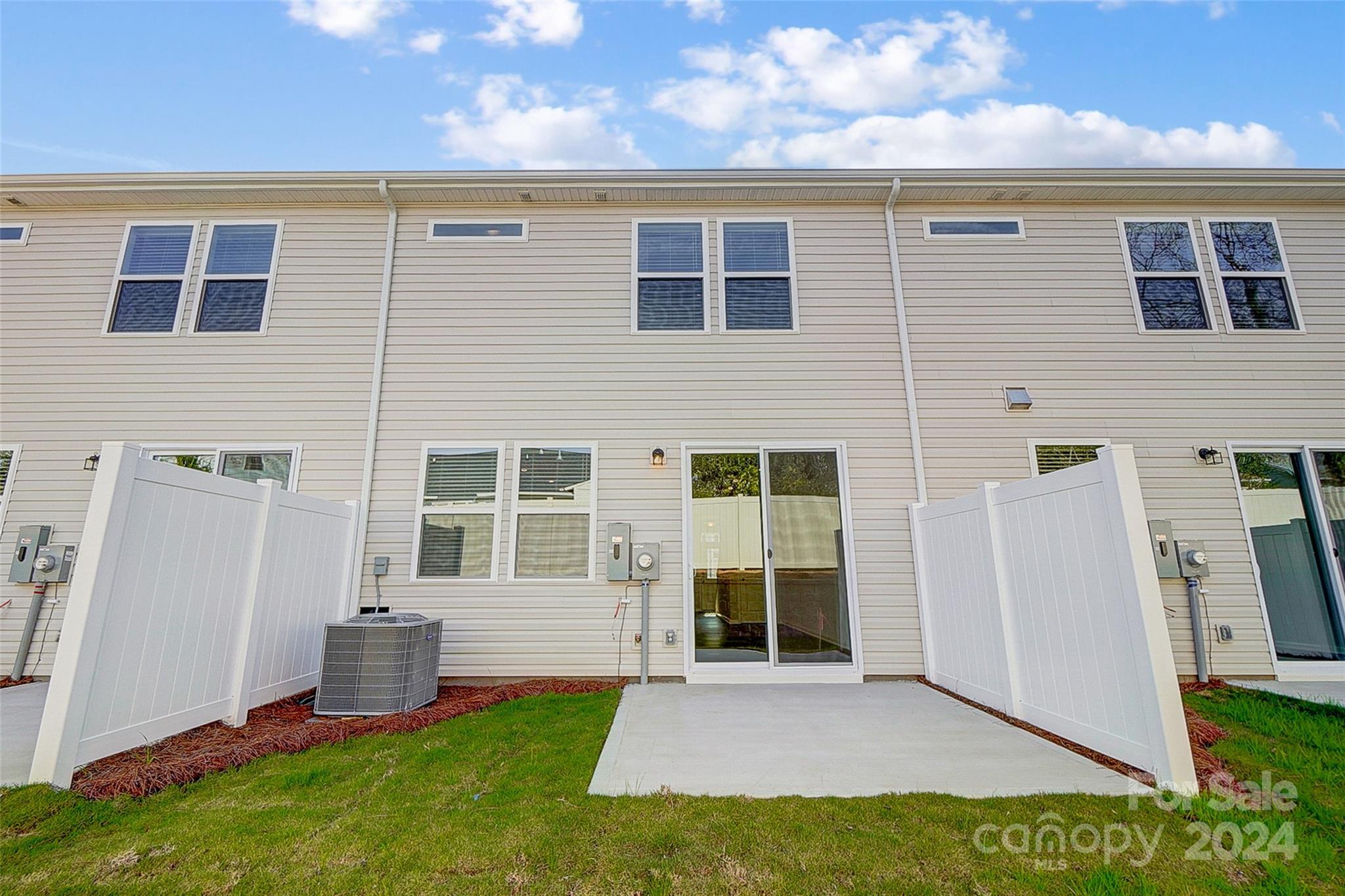 2345 Hedgecliff Road Unit: 15