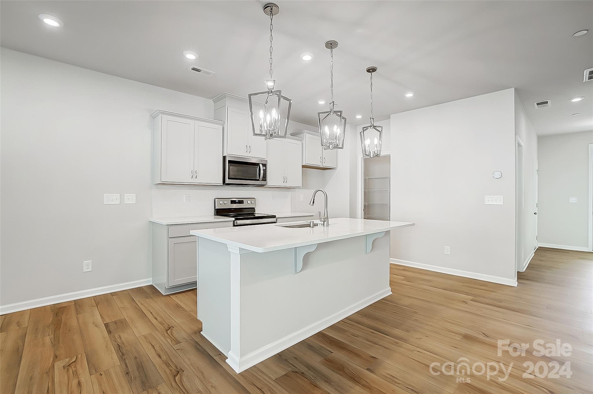 2345 Hedgecliff Road Unit: 15