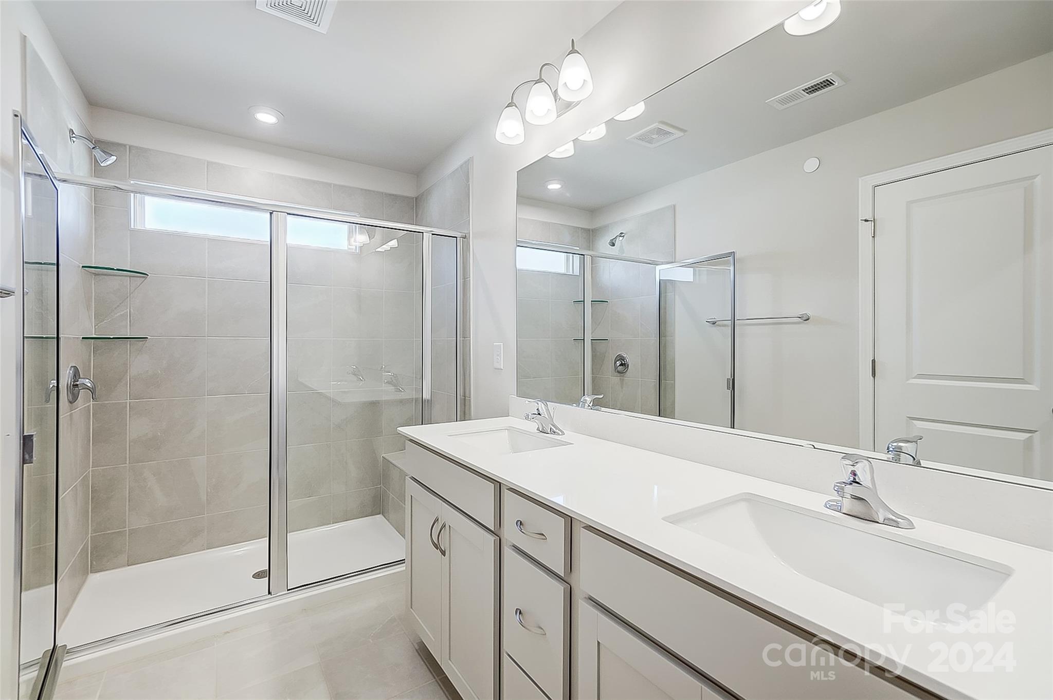 2345 Hedgecliff Road Unit: 15