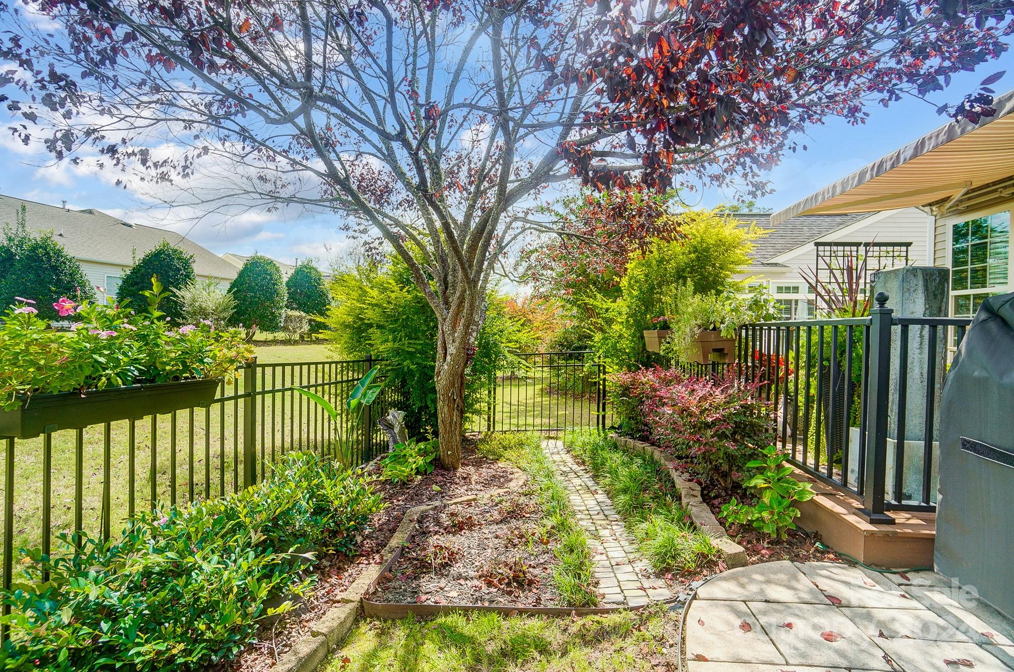 48461 Snap Dragon Lane