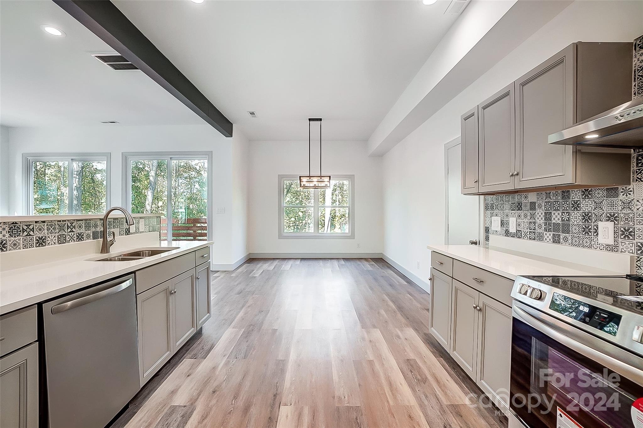 1080 Plantation Trail