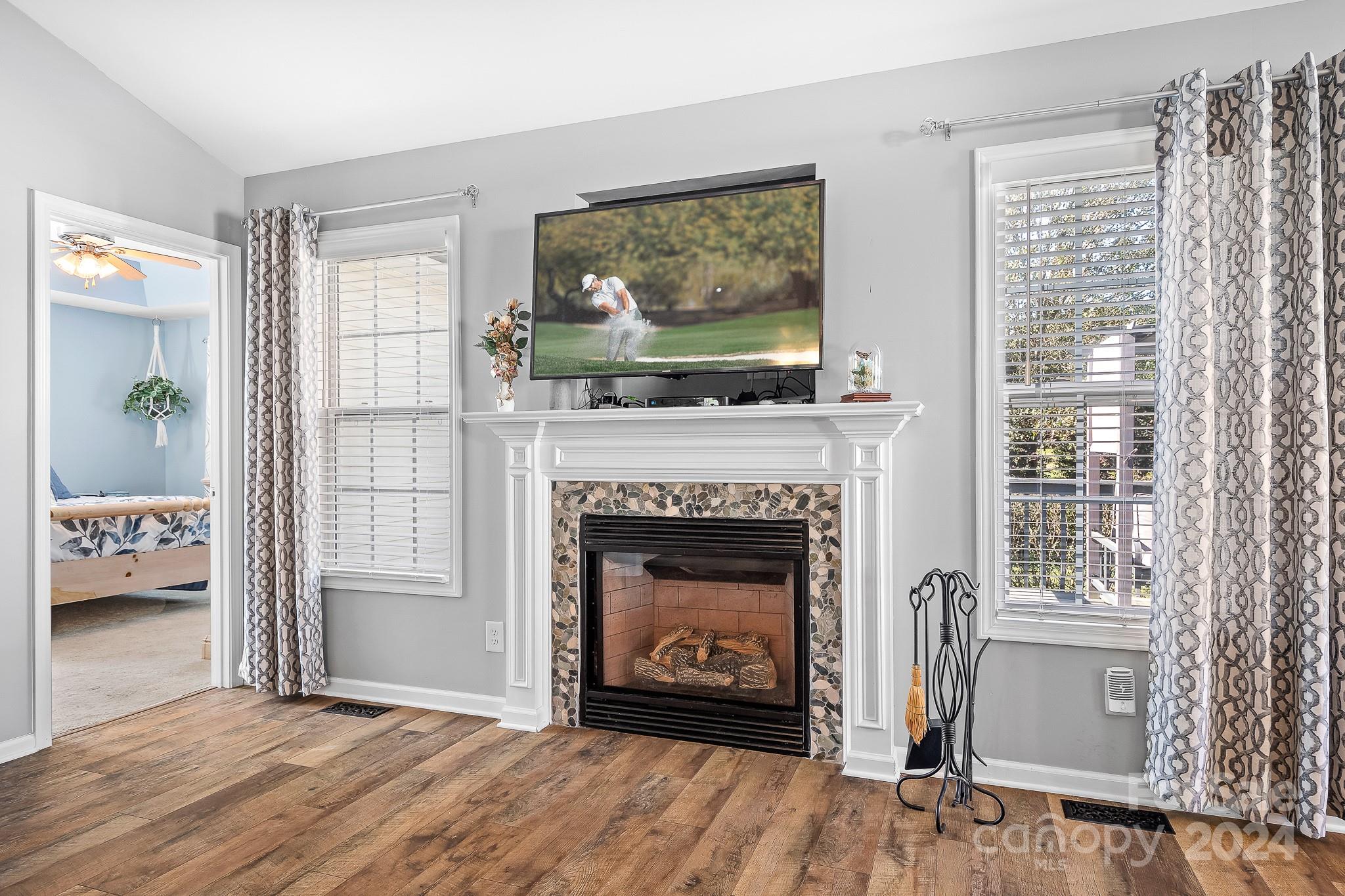 5128 Hildreth Court