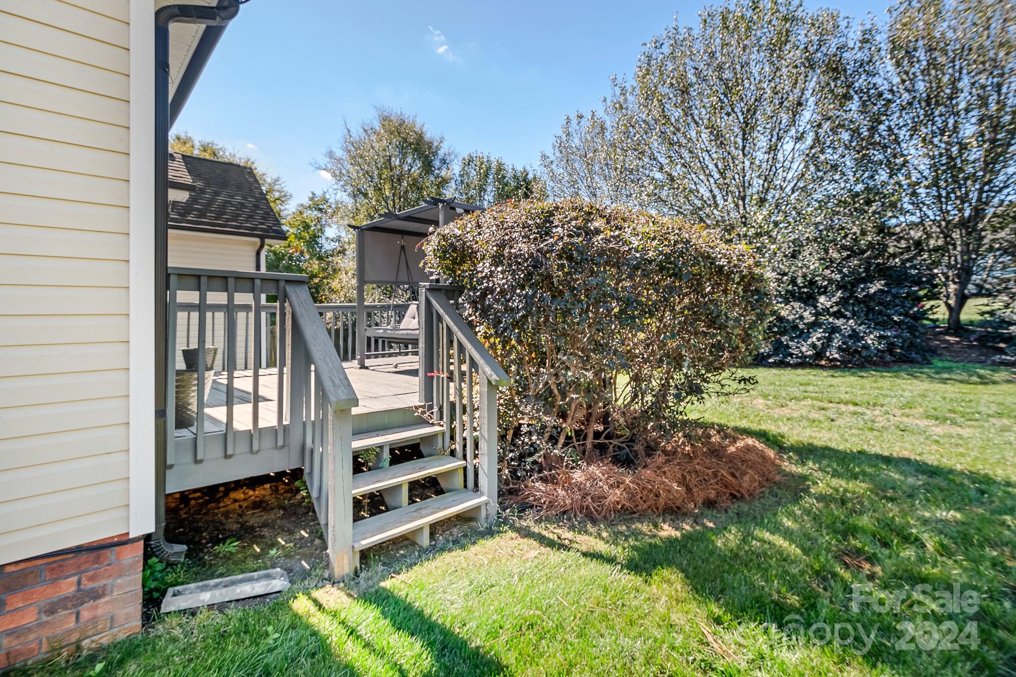 5128 Hildreth Court