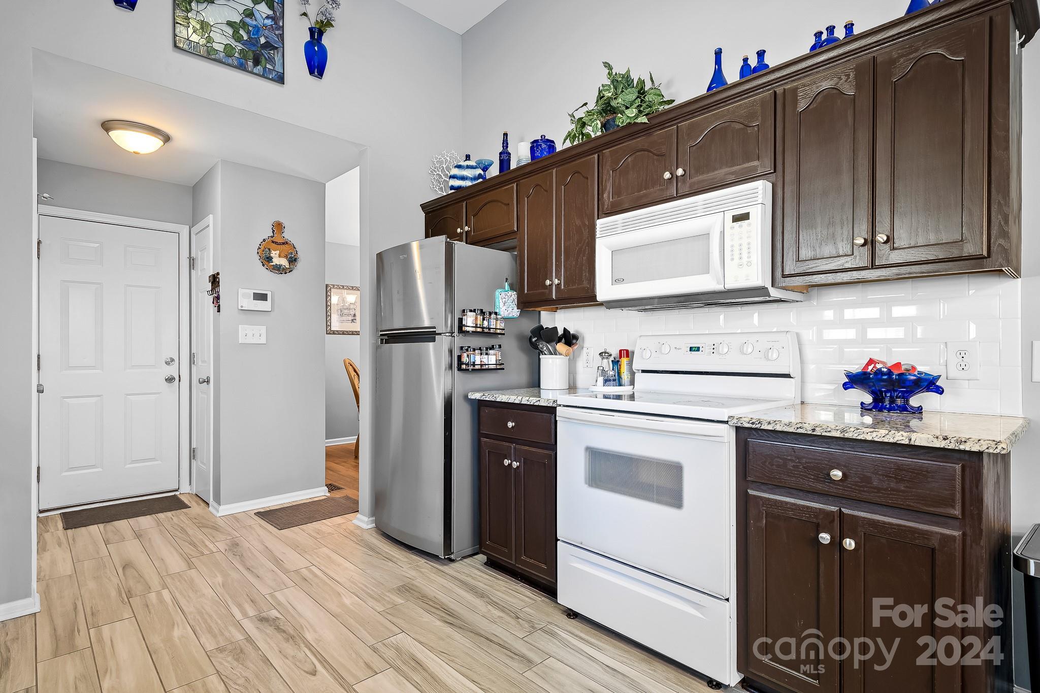 5128 Hildreth Court