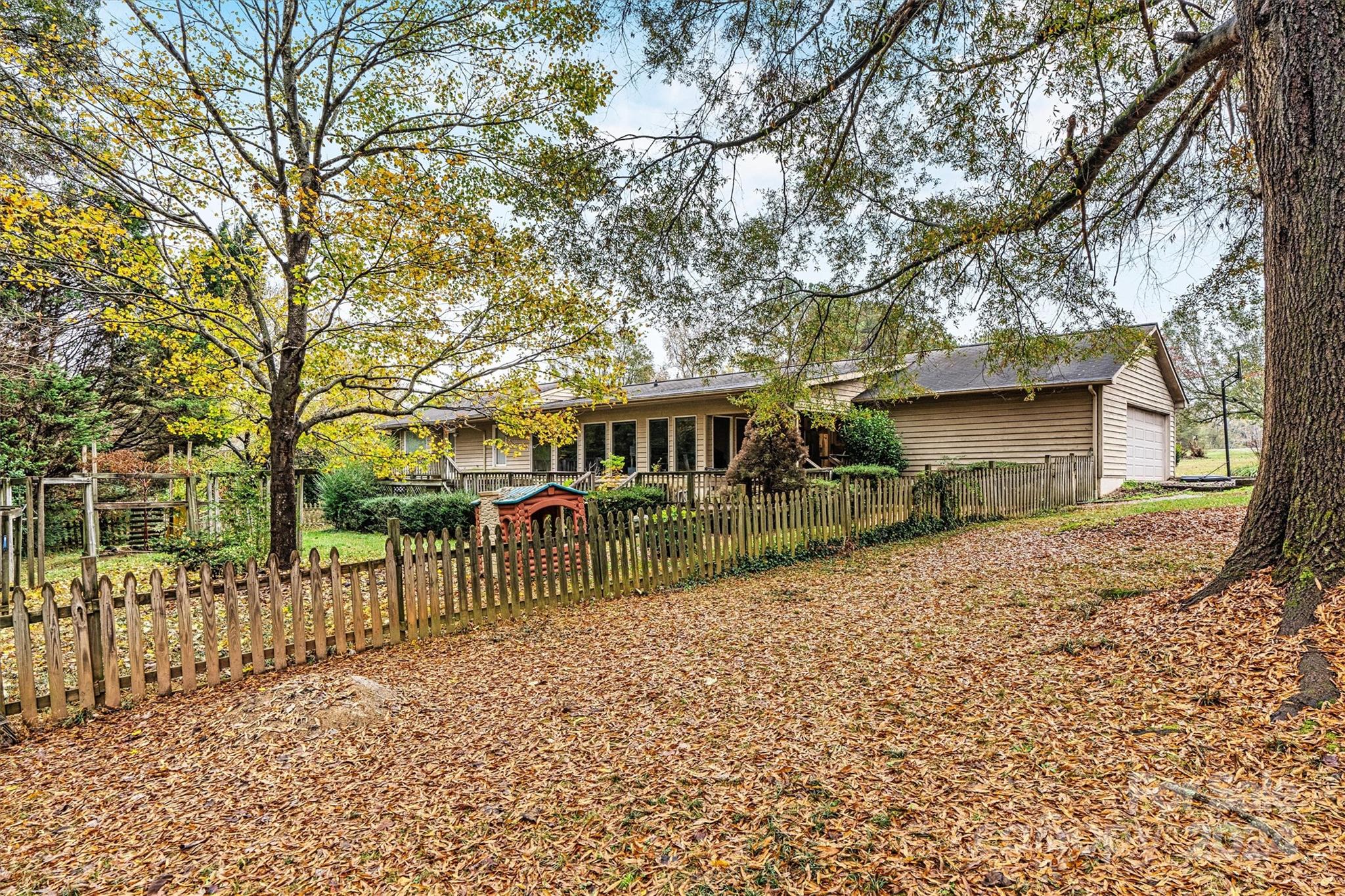 7109 Forney Hill Road