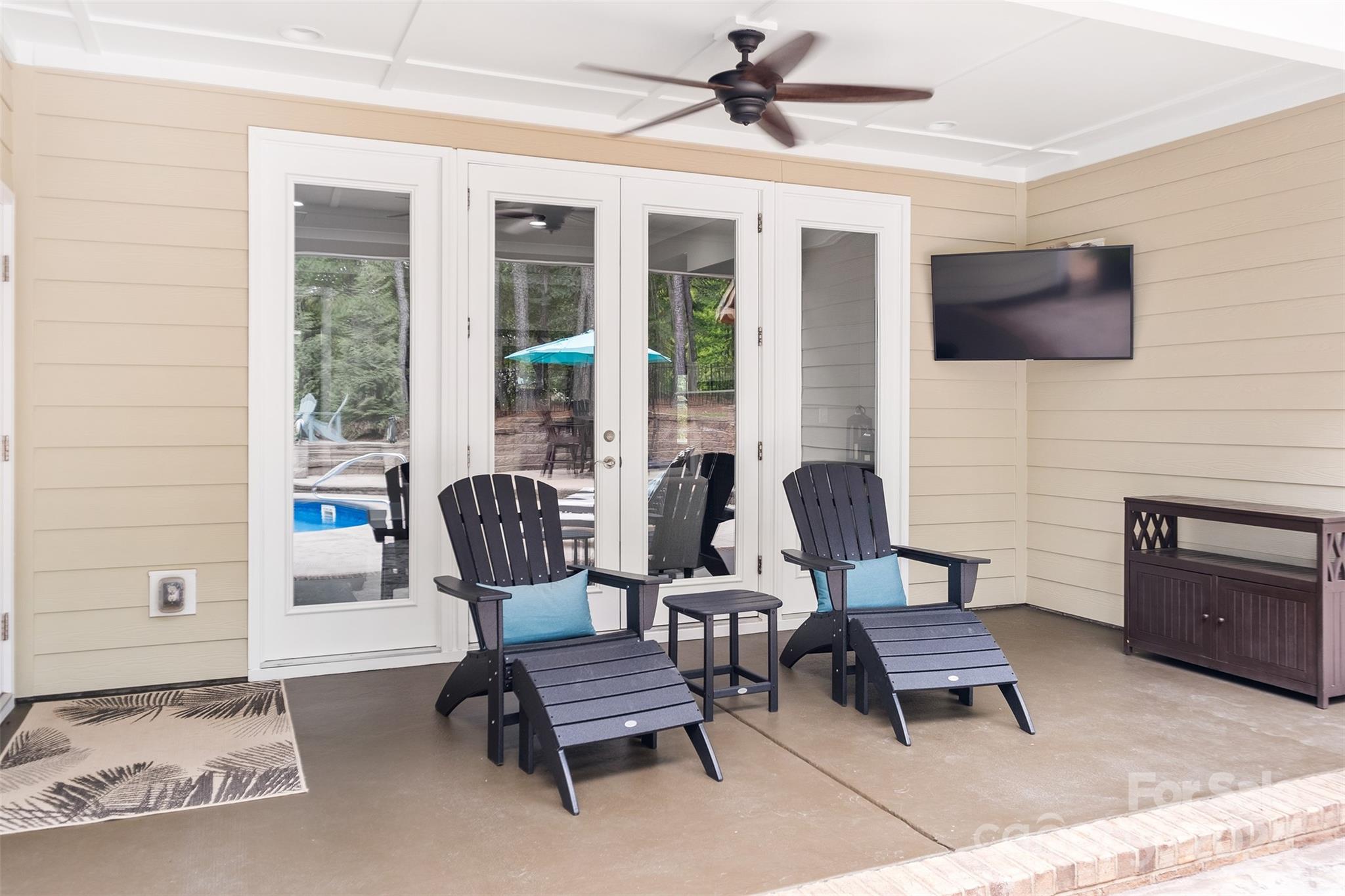 6354 Harbor Oaks Drive