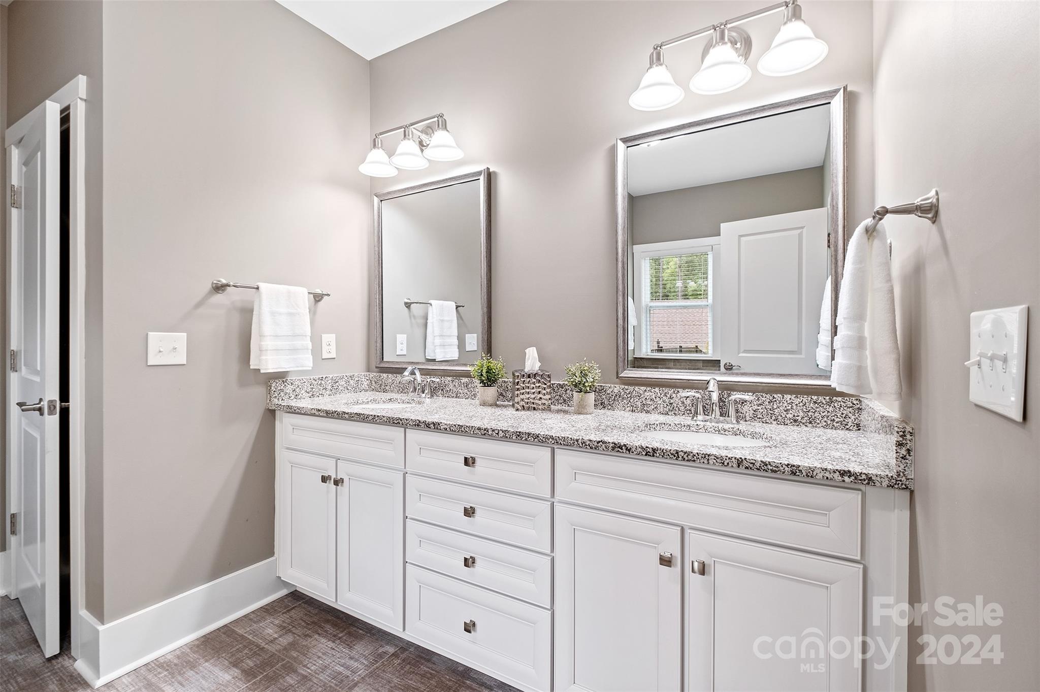 6354 Harbor Oaks Drive